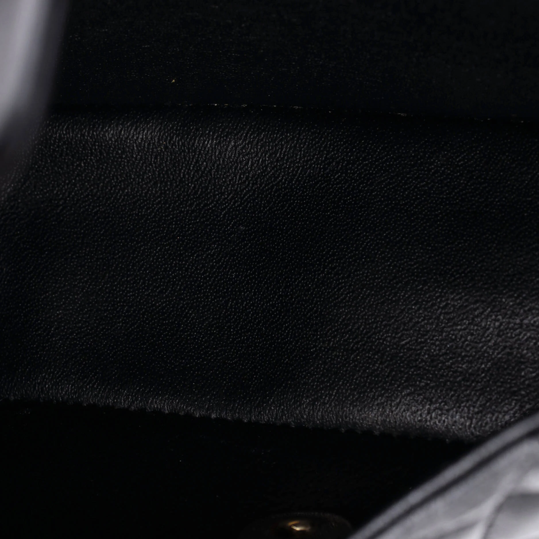 Classic Single Flap Bag Quilted Lambskin Mini - Image 5