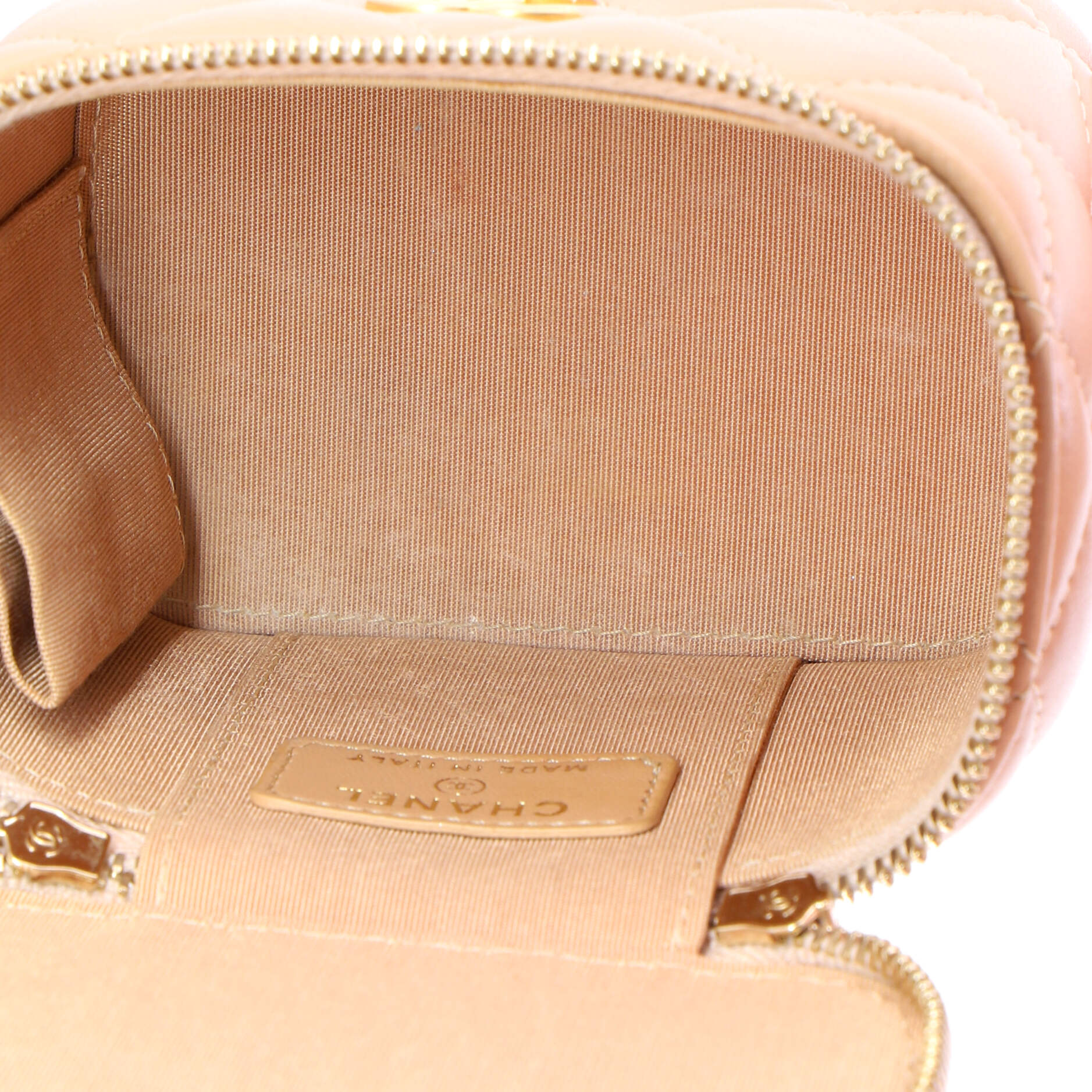 Classic Top Handle Vanity Case with Chain Quilted Lambskin Mini - Image 5