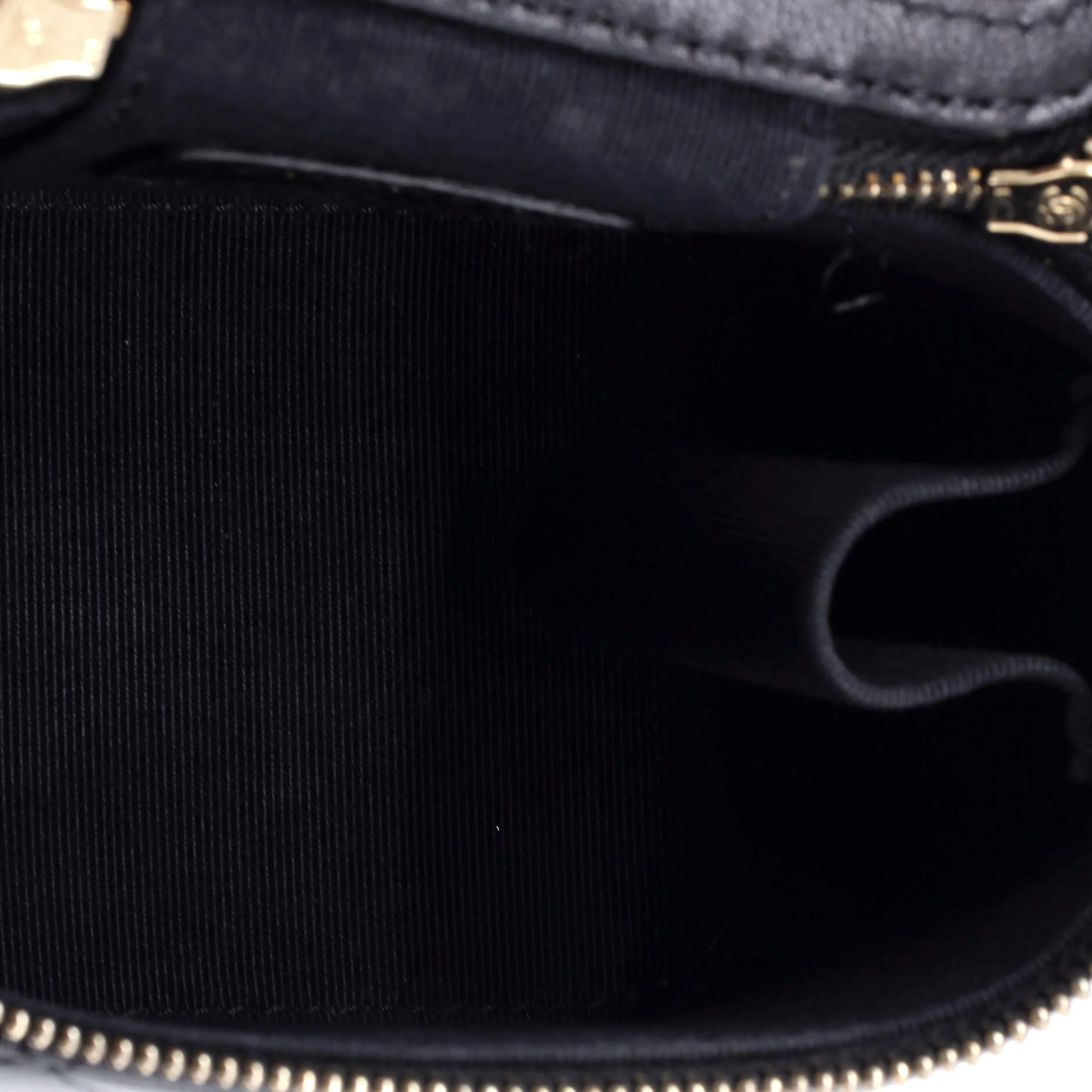 Classic Top Handle Vanity Case with Chain Quilted Lambskin Mini - Image 5