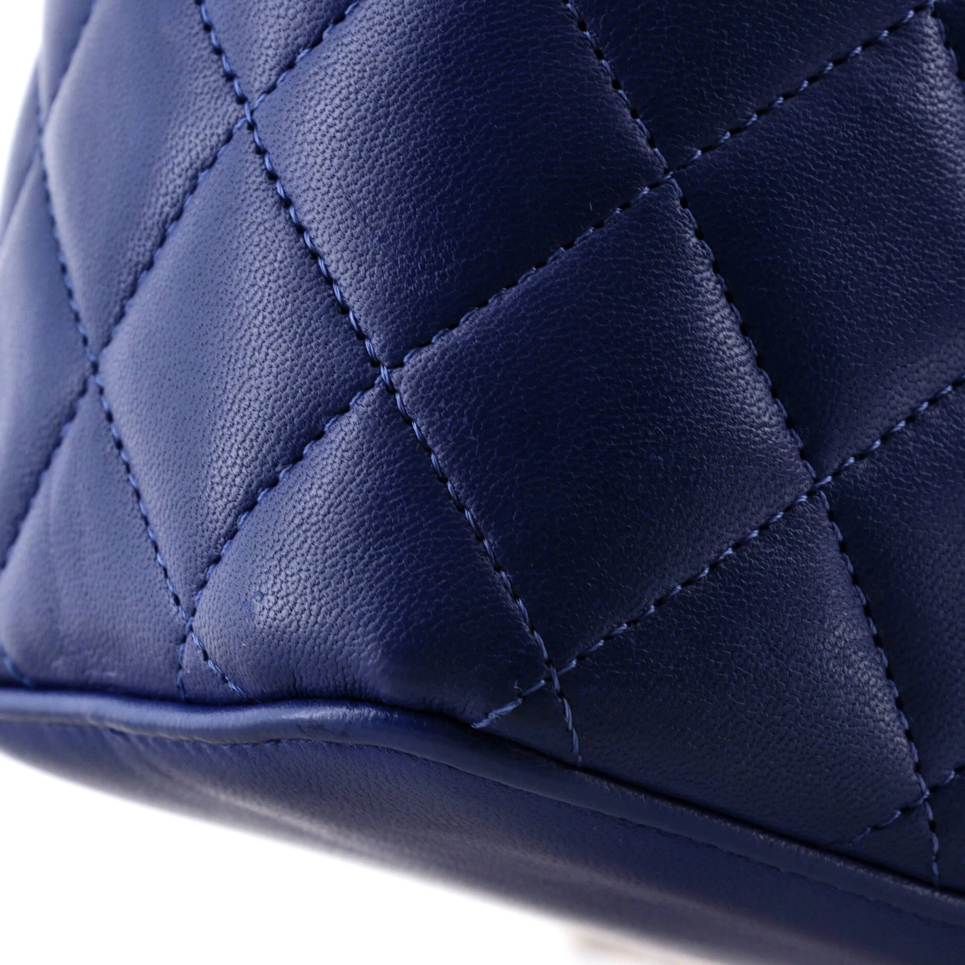 Classic Top Handle Vanity Case with Chain Quilted Lambskin Small - Image 6