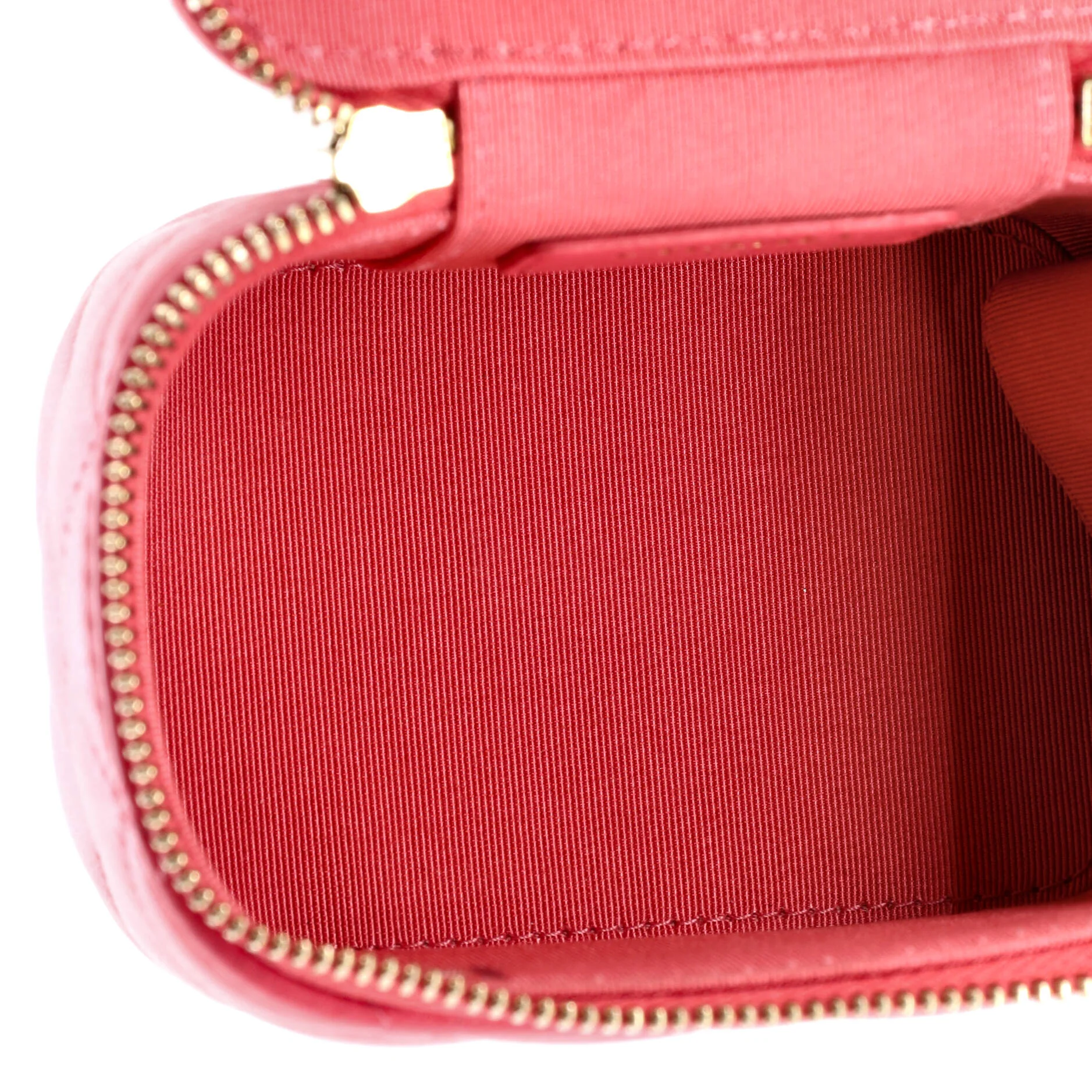 Classic Vanity Case with Chain Quilted Lambskin Mini - Image 6