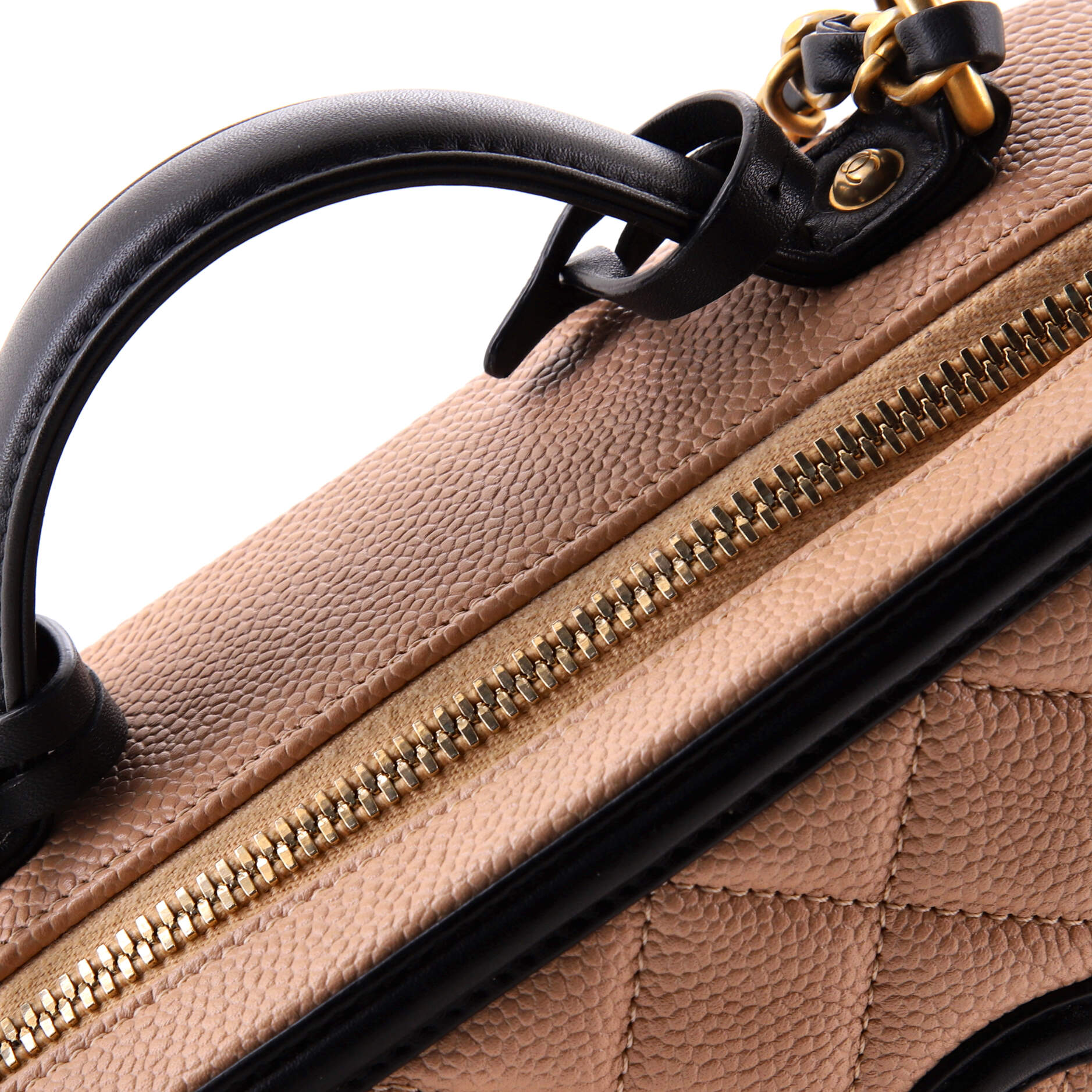 Filigree Vanity Case Quilted Caviar Medium - Image 7