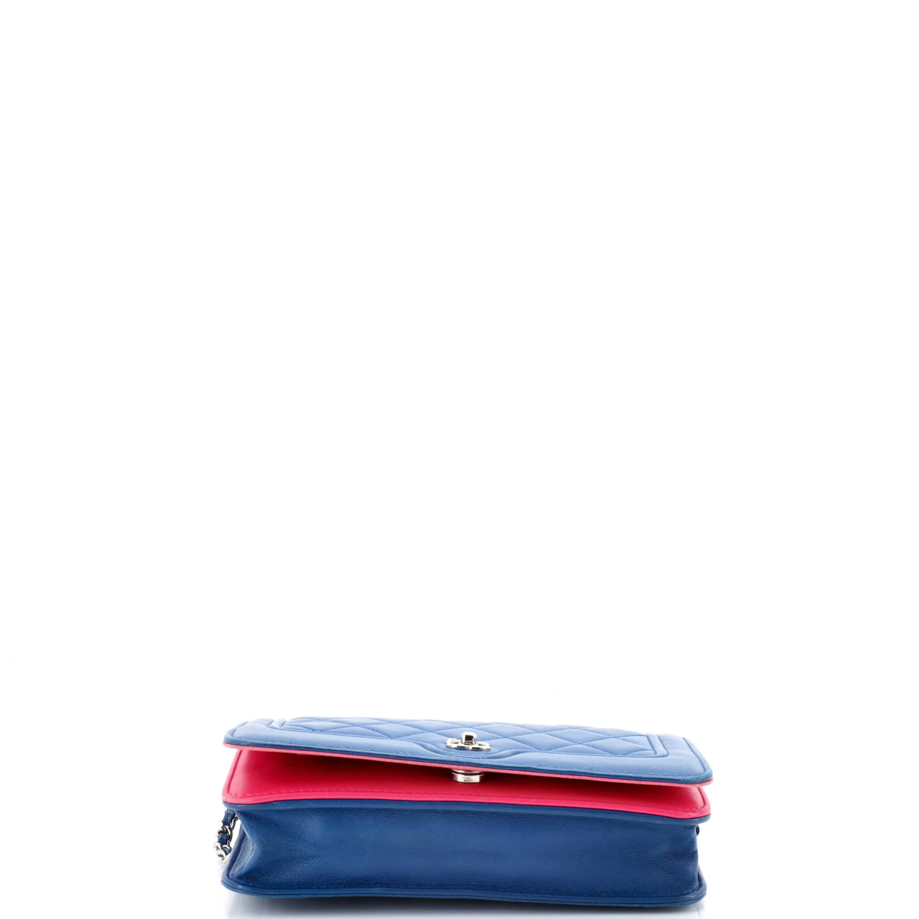 Futuristic Wallet on Chain Quilted Lambskin - Image 5