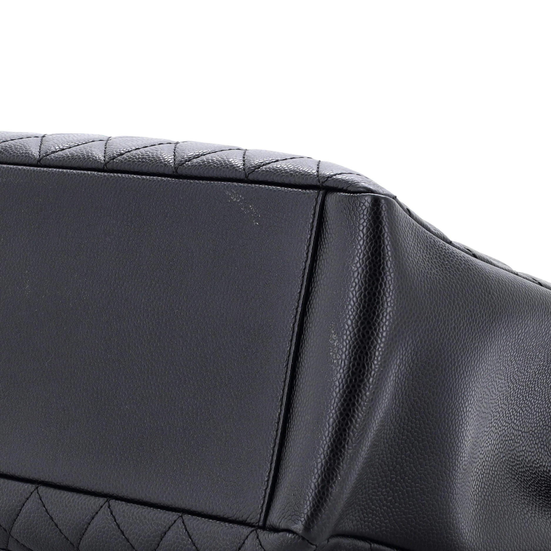 Grand Shopping Tote Quilted Caviar - Image 6