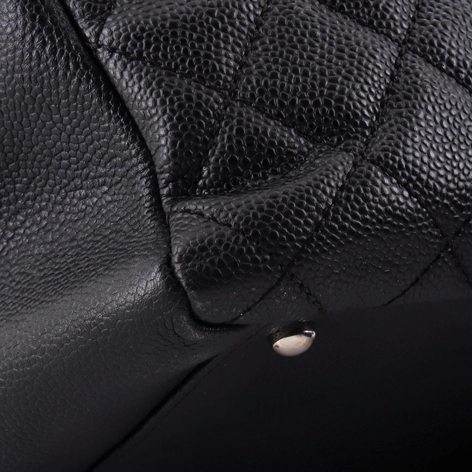 Grand Shopping Tote Quilted Caviar XL - Image 7