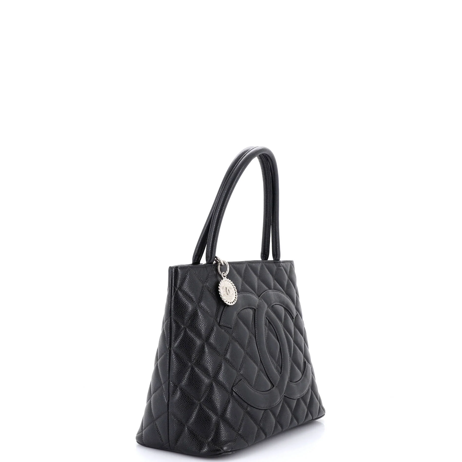 Medallion Tote Quilted Caviar - Image 2