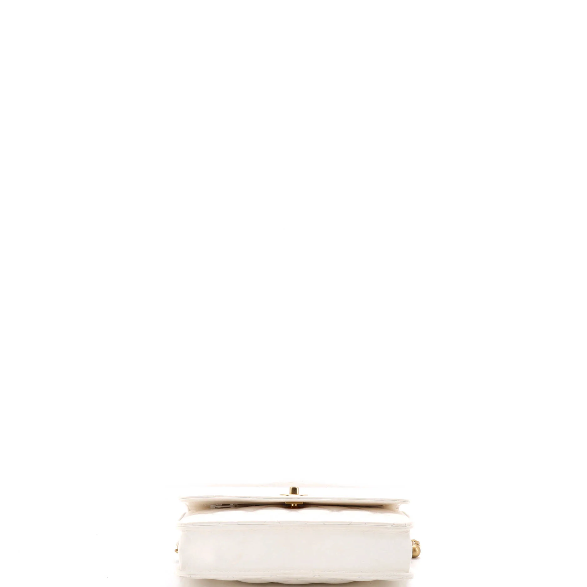 Pearl Crush Wallet on Chain Quilted Lambskin - Image 4