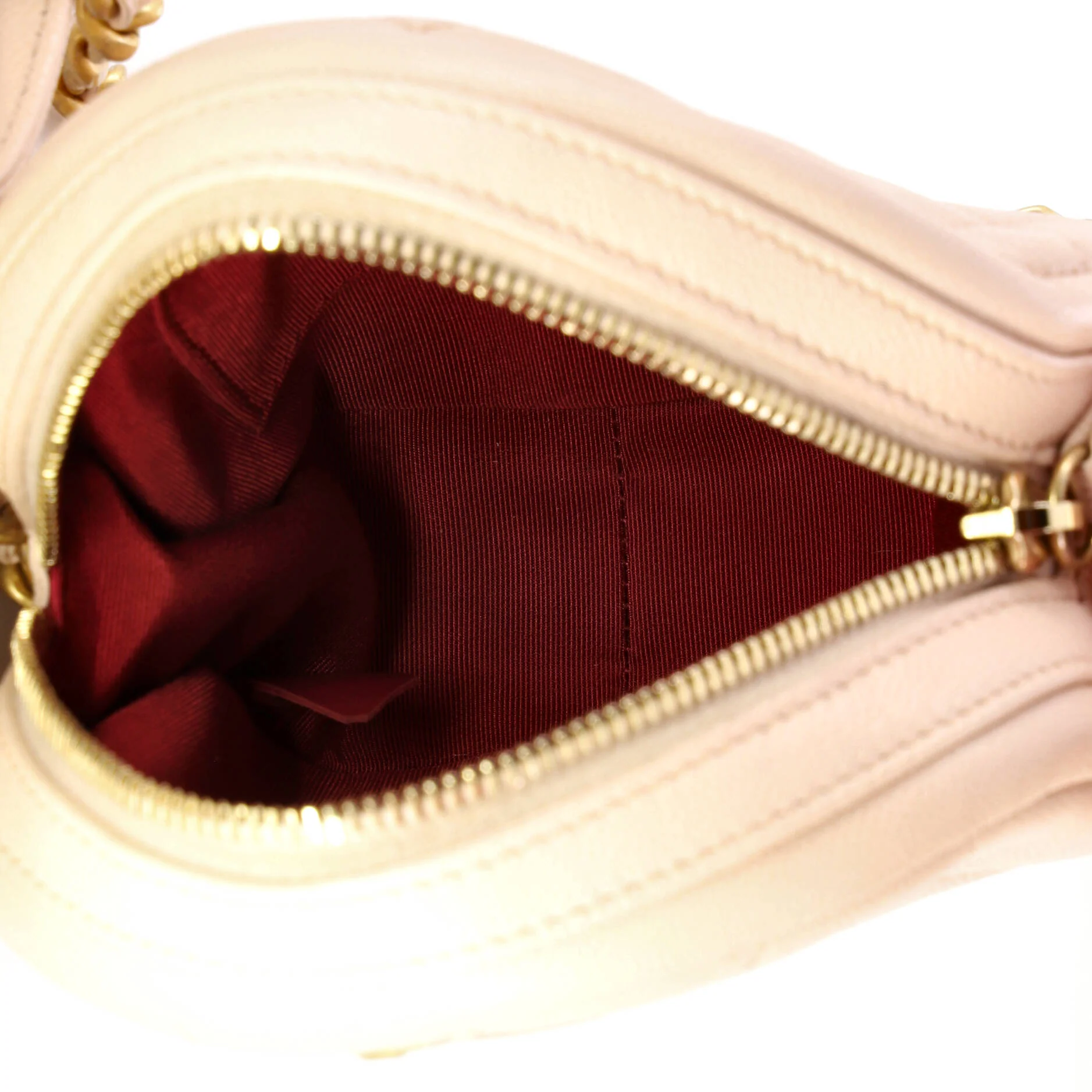 Round Chain Crossbody Bag Quilted Caviar Small - Image 5