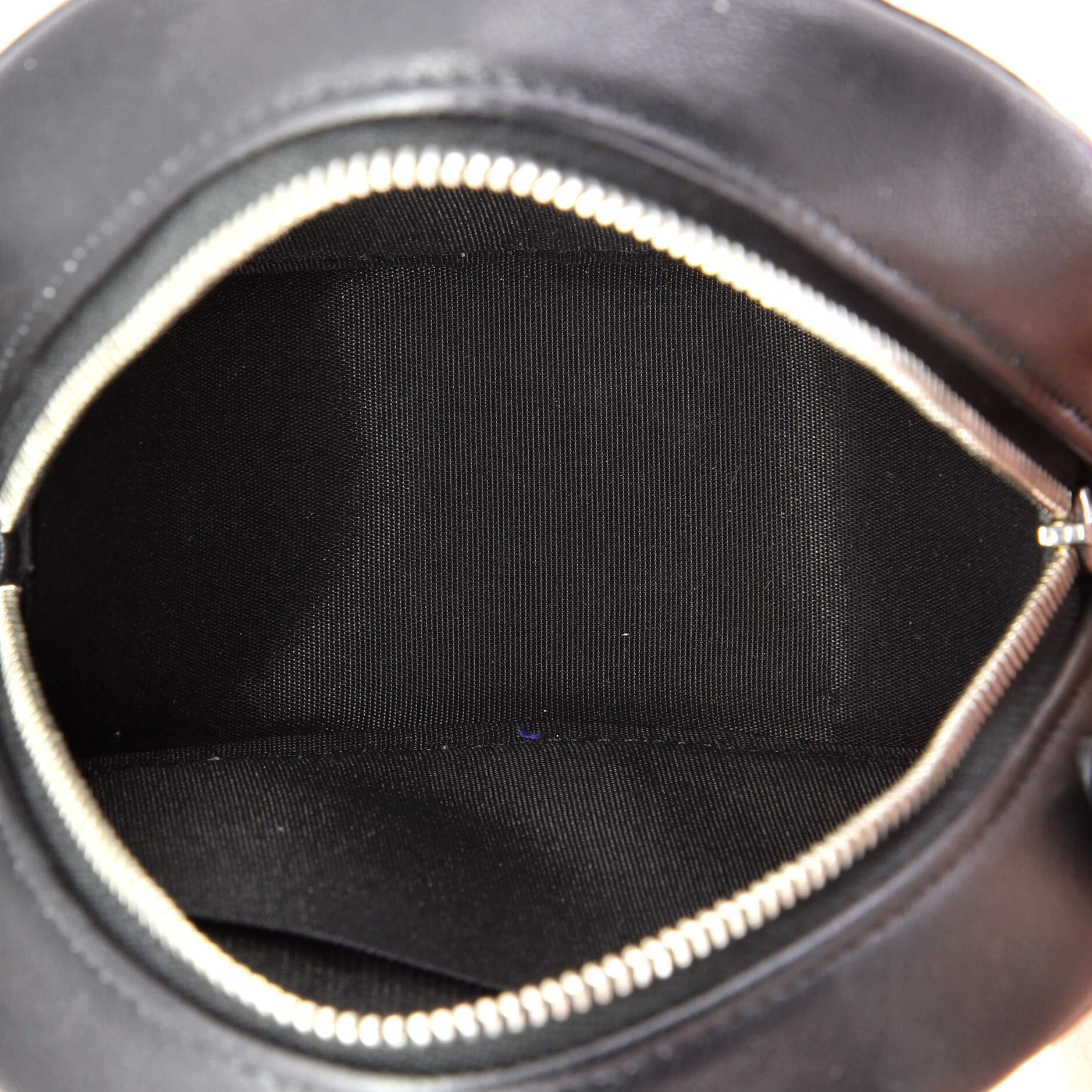 Round Clutch with Chain Camellia Goatskin Mini - Image 5