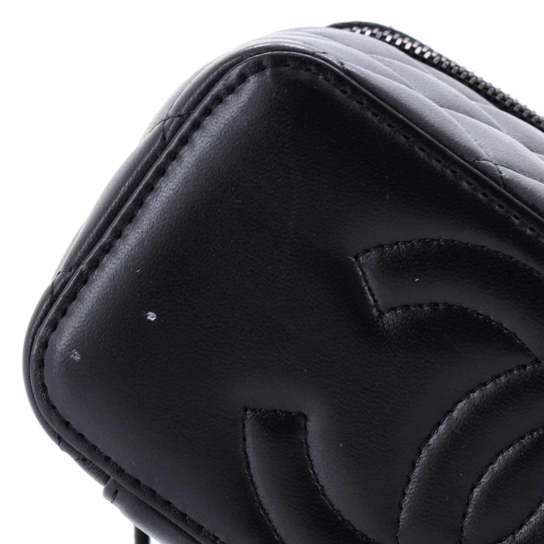 So Black Trendy CC Vanity Case with Chain Quilted Lambskin Small - Image 6