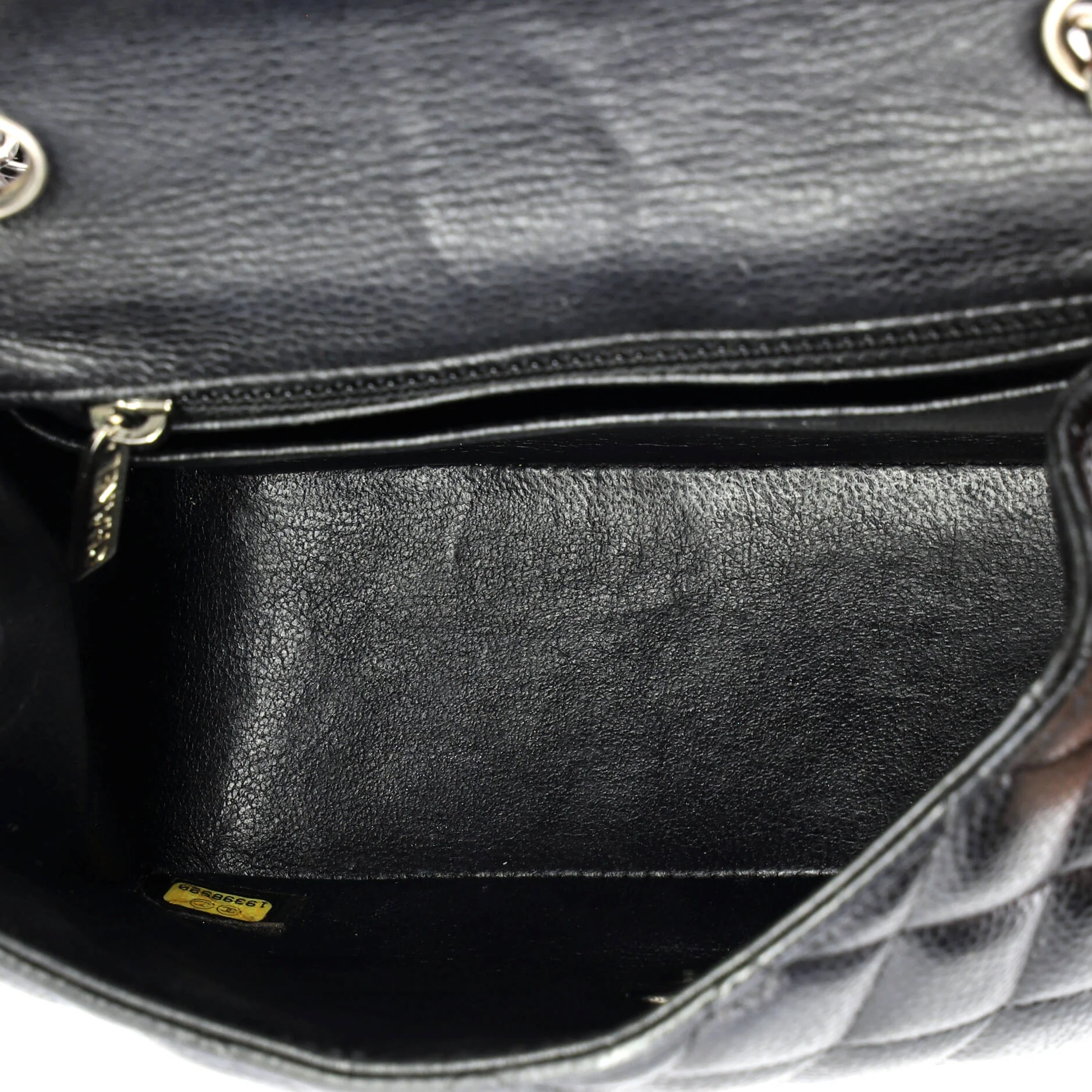 Square Classic Single Flap Bag Quilted Caviar Mini - Image 5