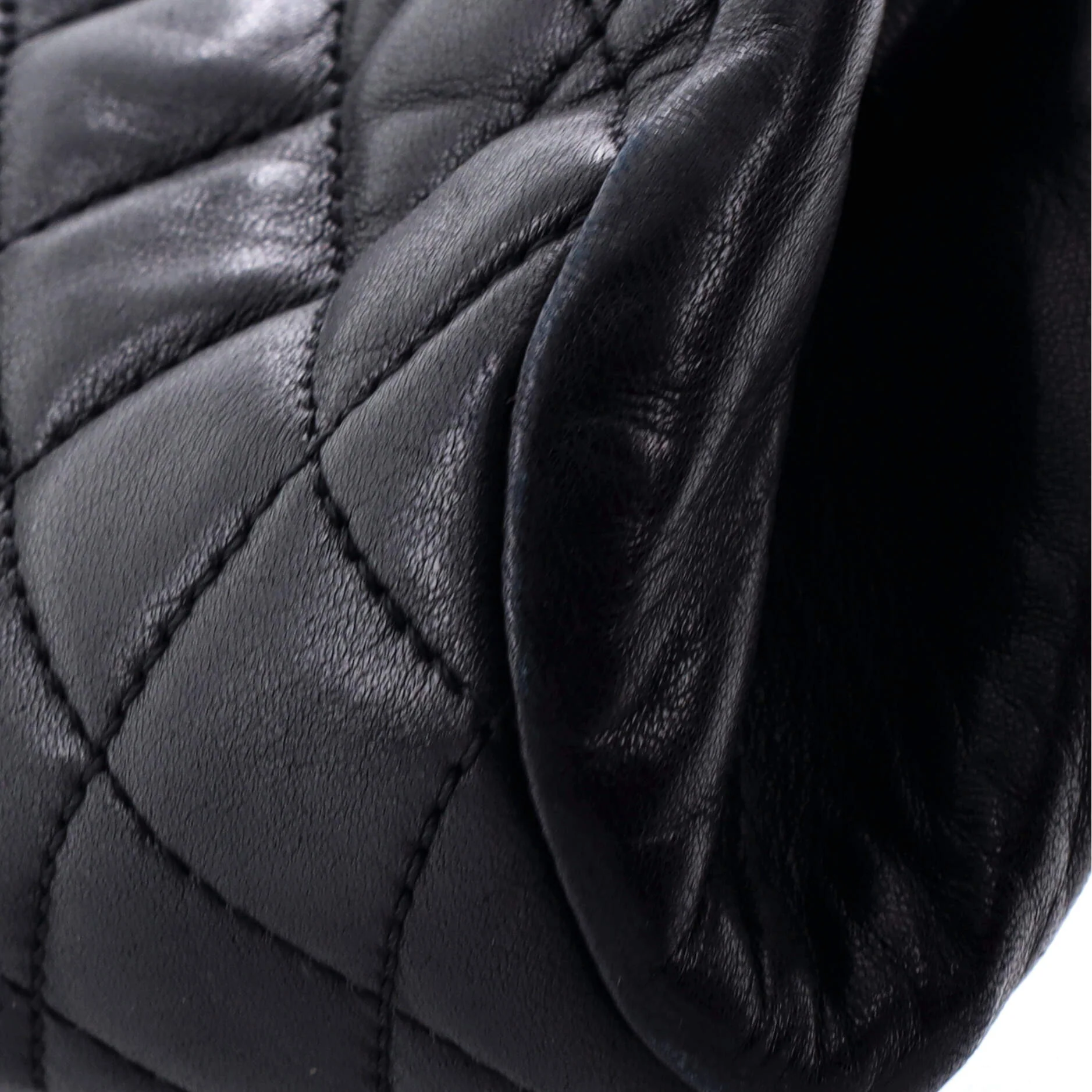 Timeless Clutch Quilted Lambskin - Image 7