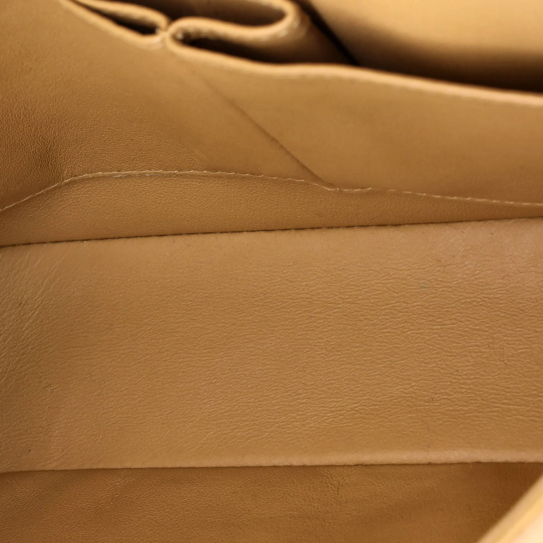 Vintage Classic Double Flap Bag Quilted Lambskin Medium - Image 5