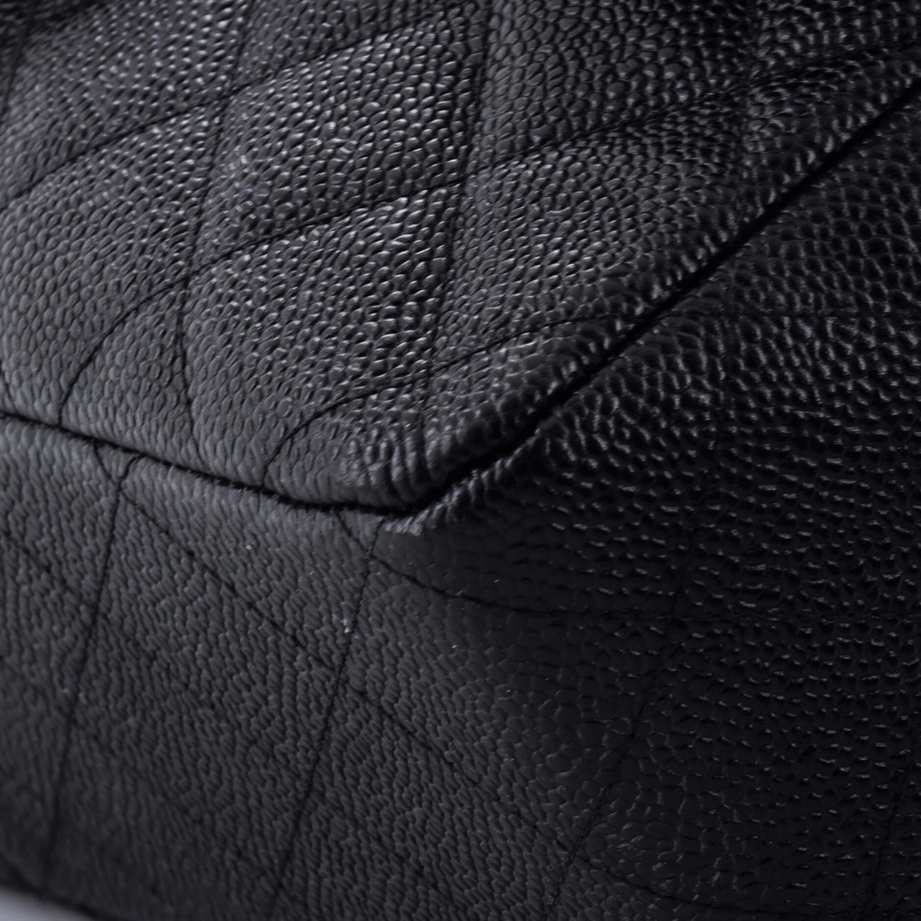 Vintage Classic Single Flap Bag Quilted Caviar Jumbo - Image 6