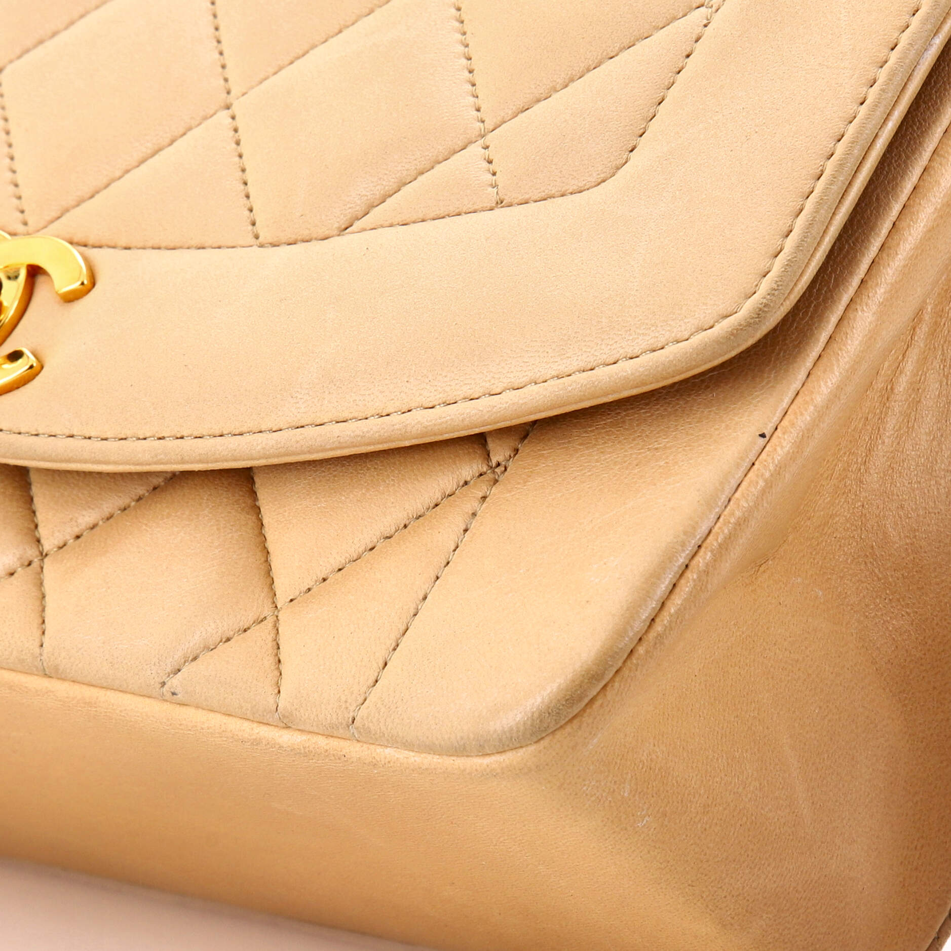 Vintage Diana Flap Bag Quilted Lambskin Small - Image 7