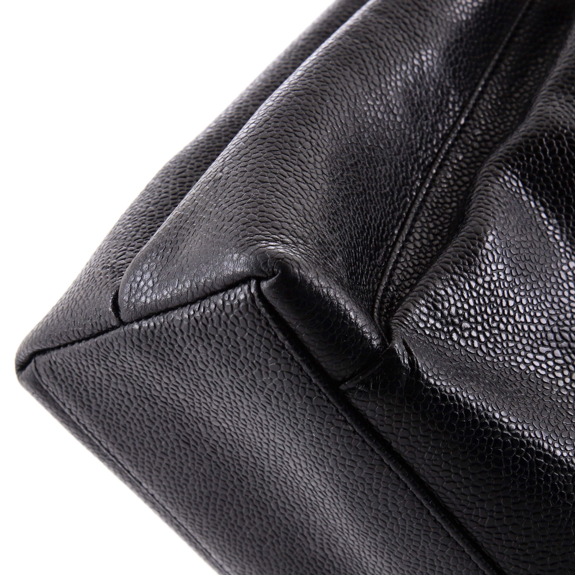 Vintage Front Pocket Camera Bag Caviar Large - Image 6