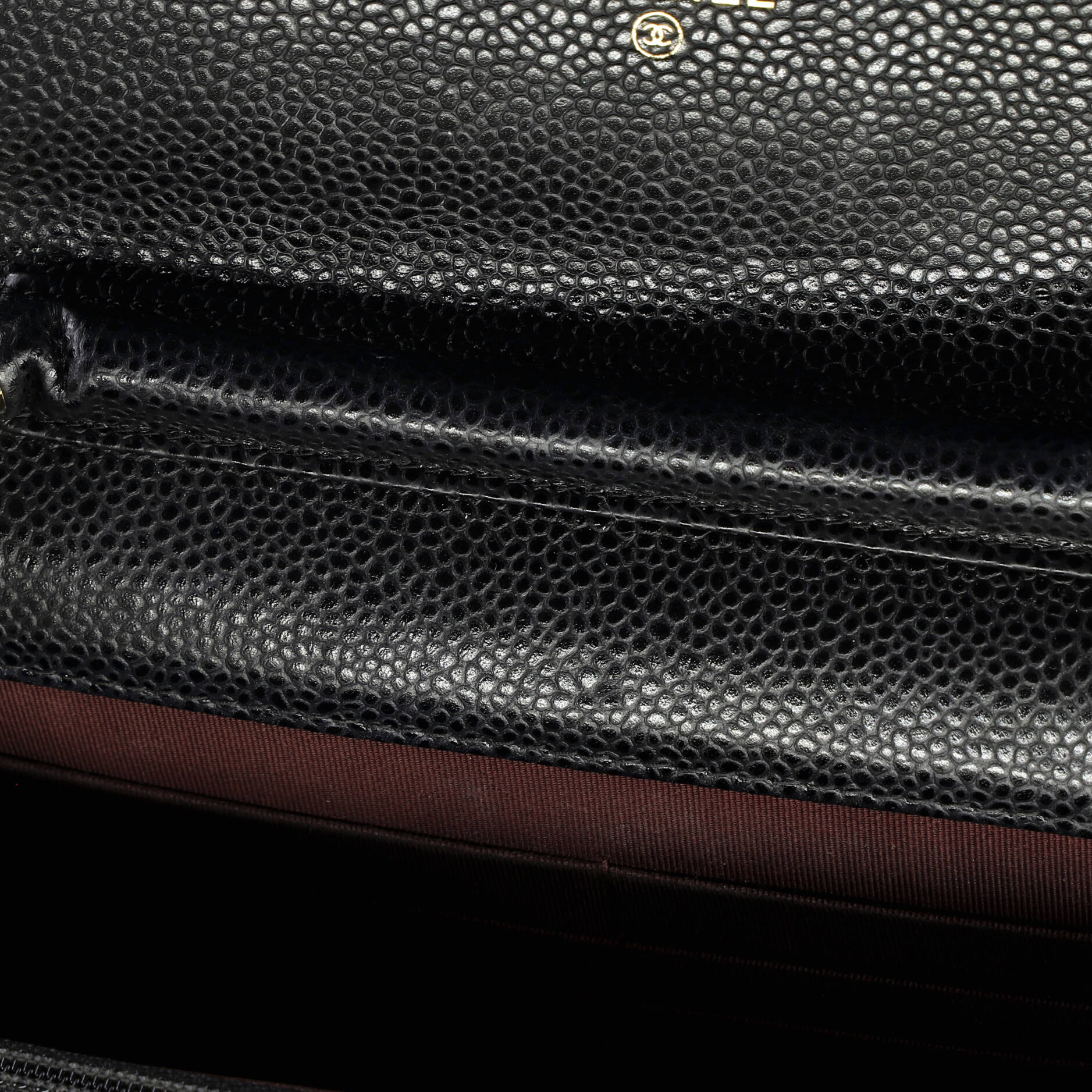 Wallet on Chain Quilted Caviar - Image 6