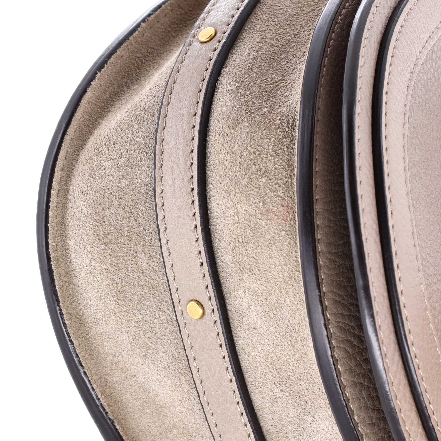 Nile Crossbody Bag Leather Medium - Image 6