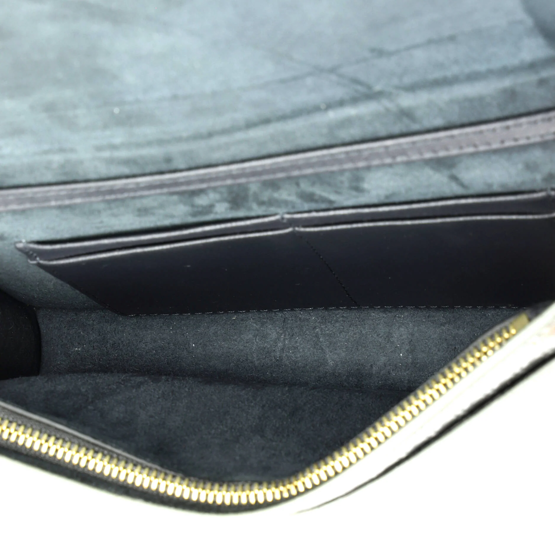 30 Montaigne 2-in-1 Pouch Micro Cannage Metallic Calfskin - Image 5