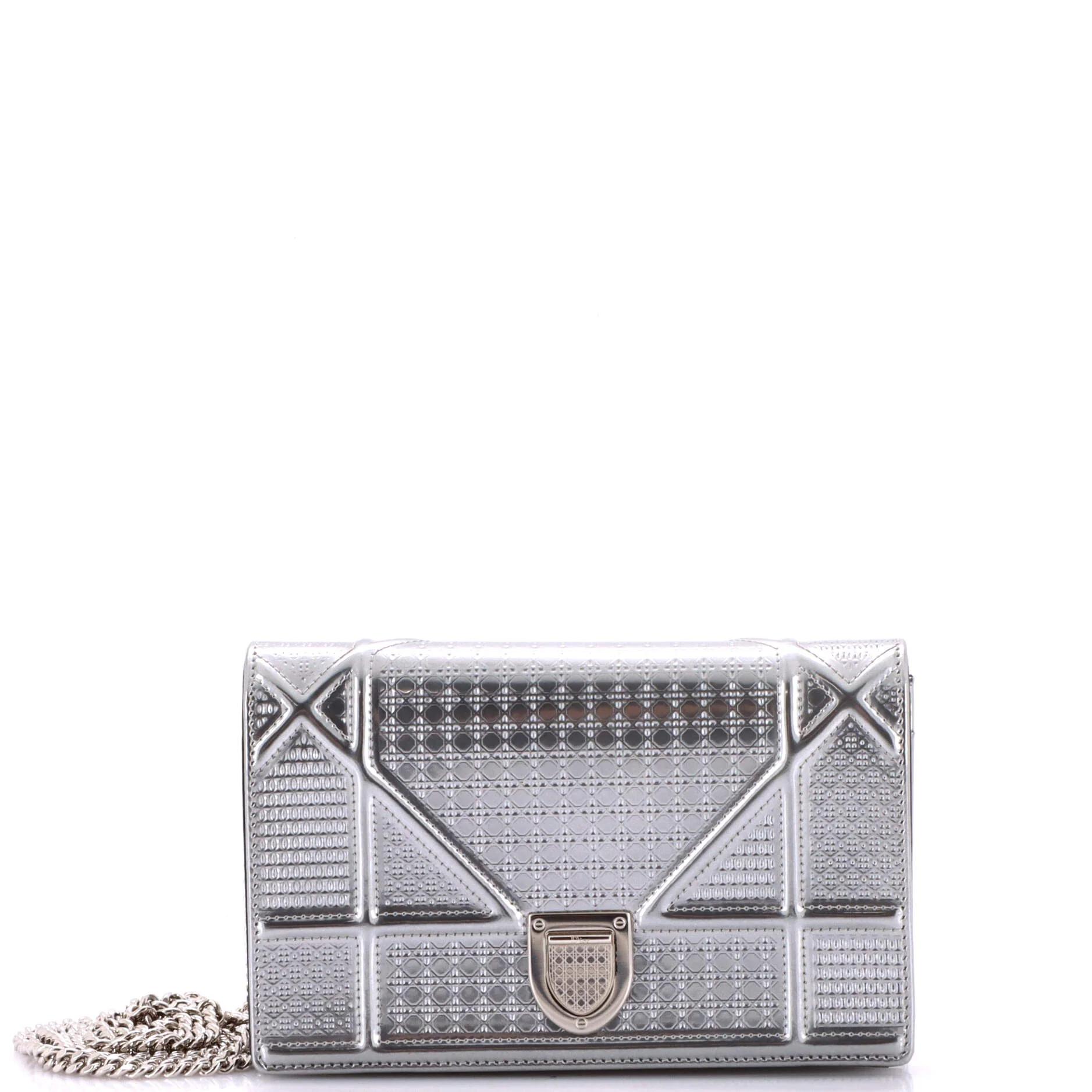 Diorama Wallet on Chain Cannage Embossed Calfskin