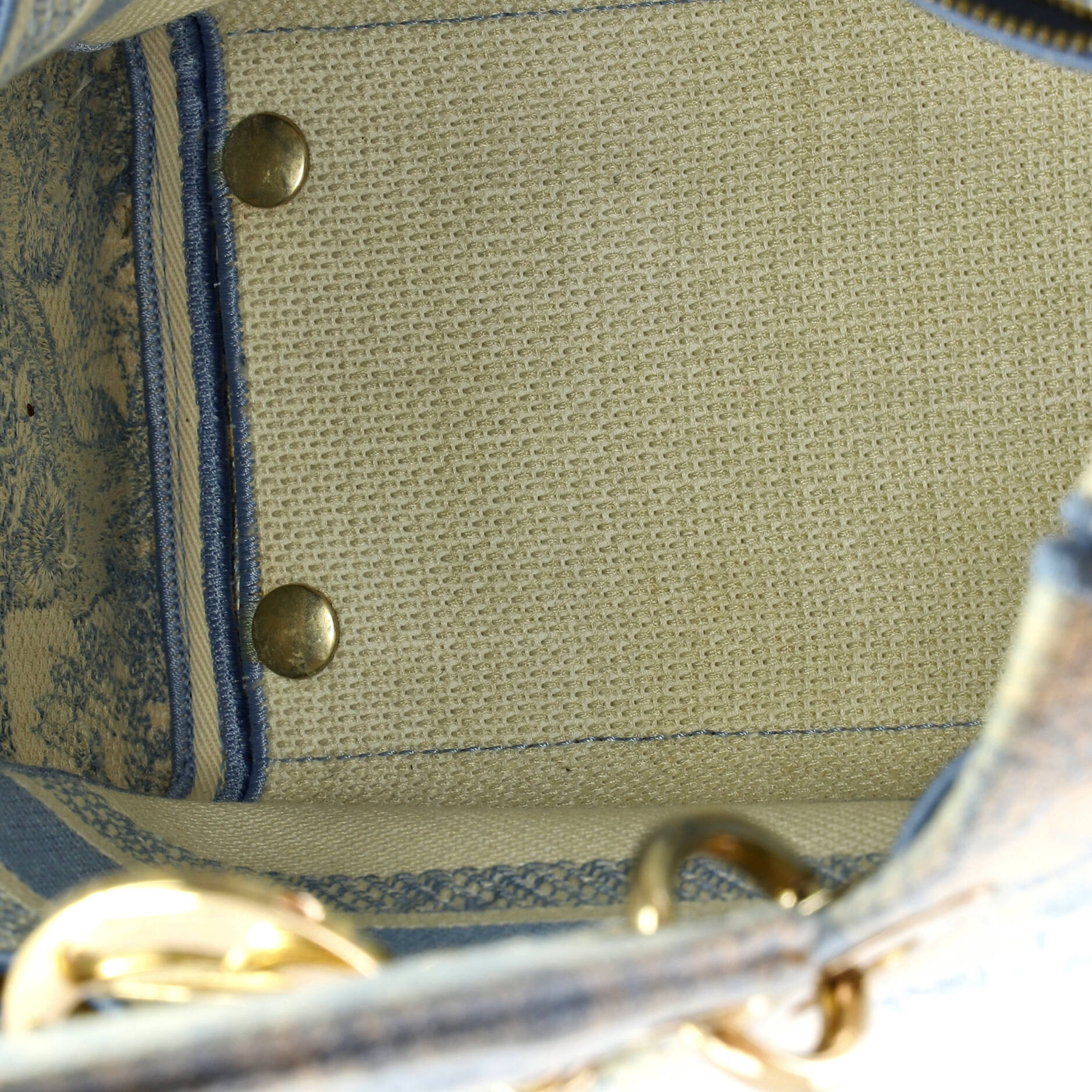 Lady D-Lite Bag Embroidered Canvas Medium - Image 5