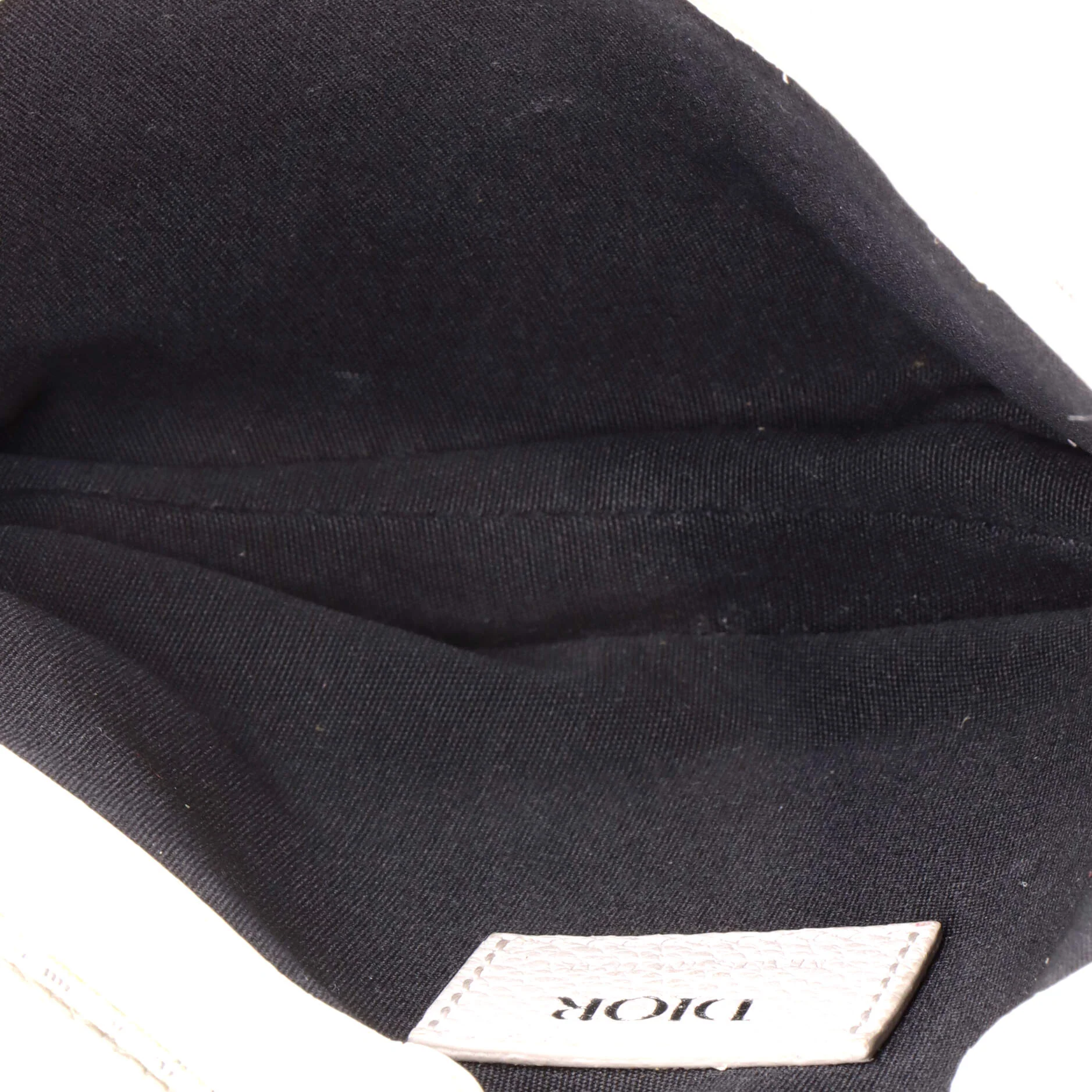 Saddle Messenger Pouch Oblique Canvas - Image 5
