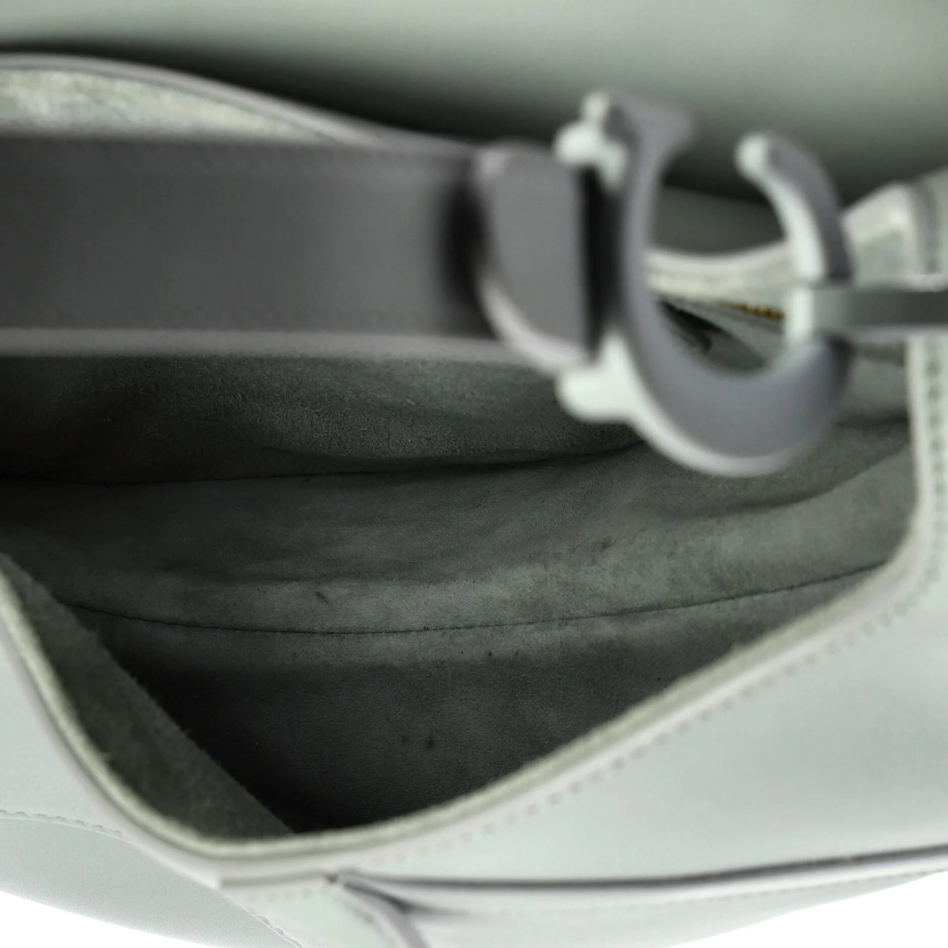 Ultra Matte Saddle Handbag Leather Medium - Image 5