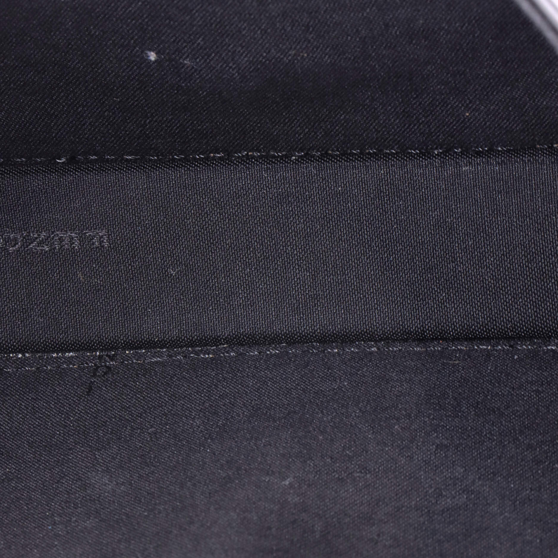 Fendigraphy Wallet On Chain Leather - Image 6