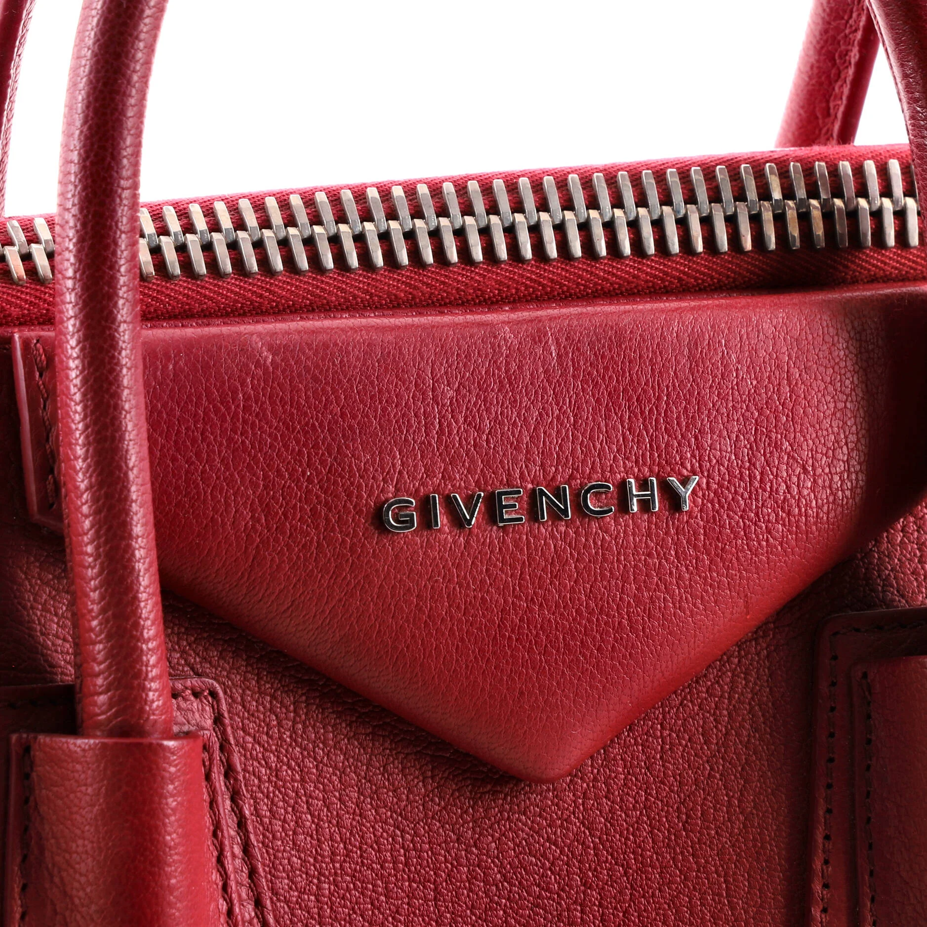 Antigona Bag Glazed Leather Medium - Image 6