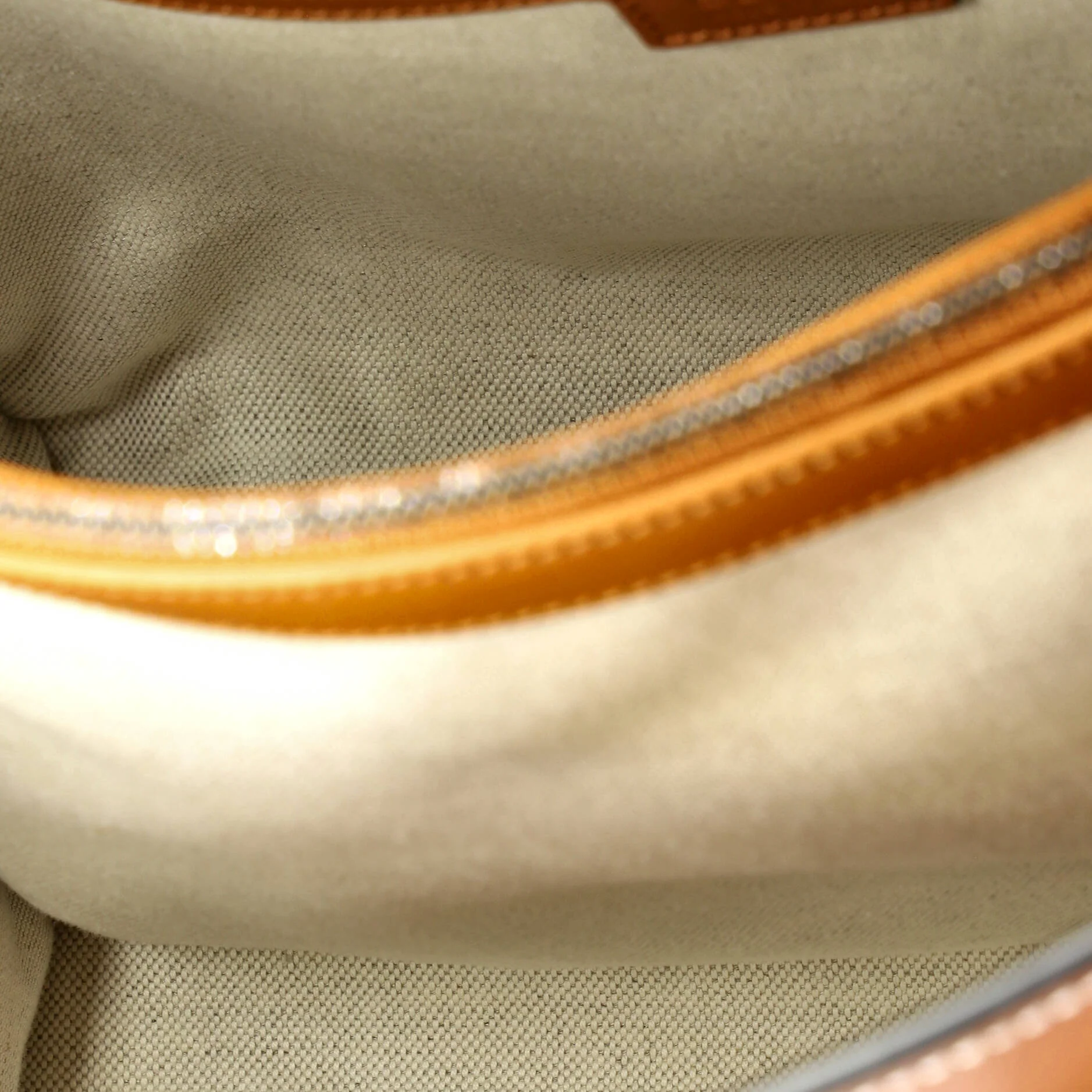 Diana NM Bamboo Handle Tote GG Raffia Medium - Image 6