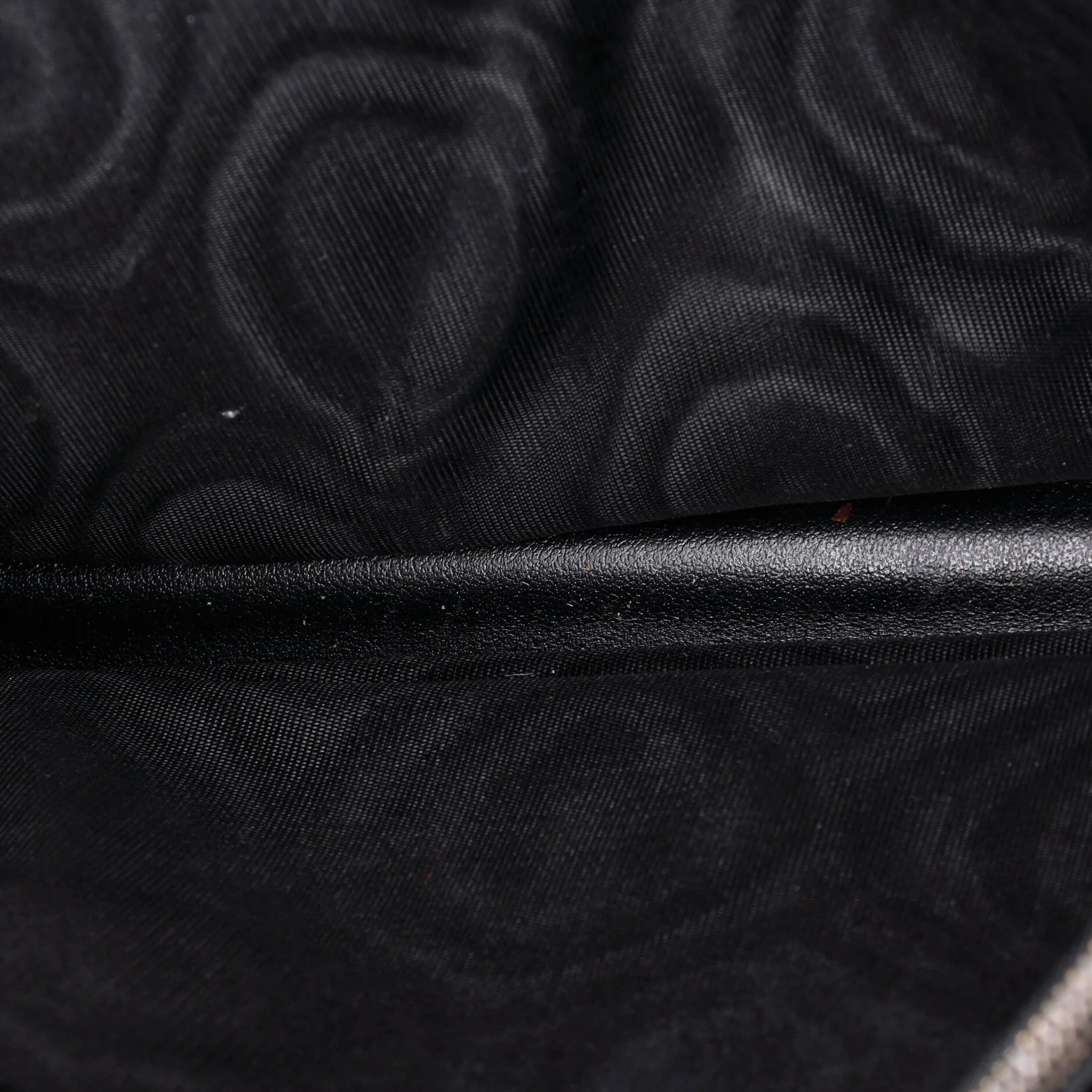GG Marmont Chain Wallet Matelasse Leather Mini - Image 5