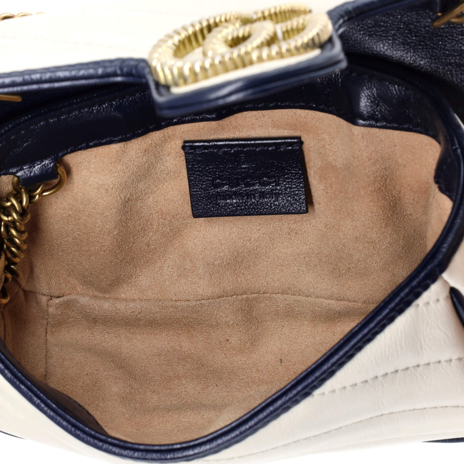 GG Marmont Flap Bag Diagonal Quilted Leather Super Mini - Image 5