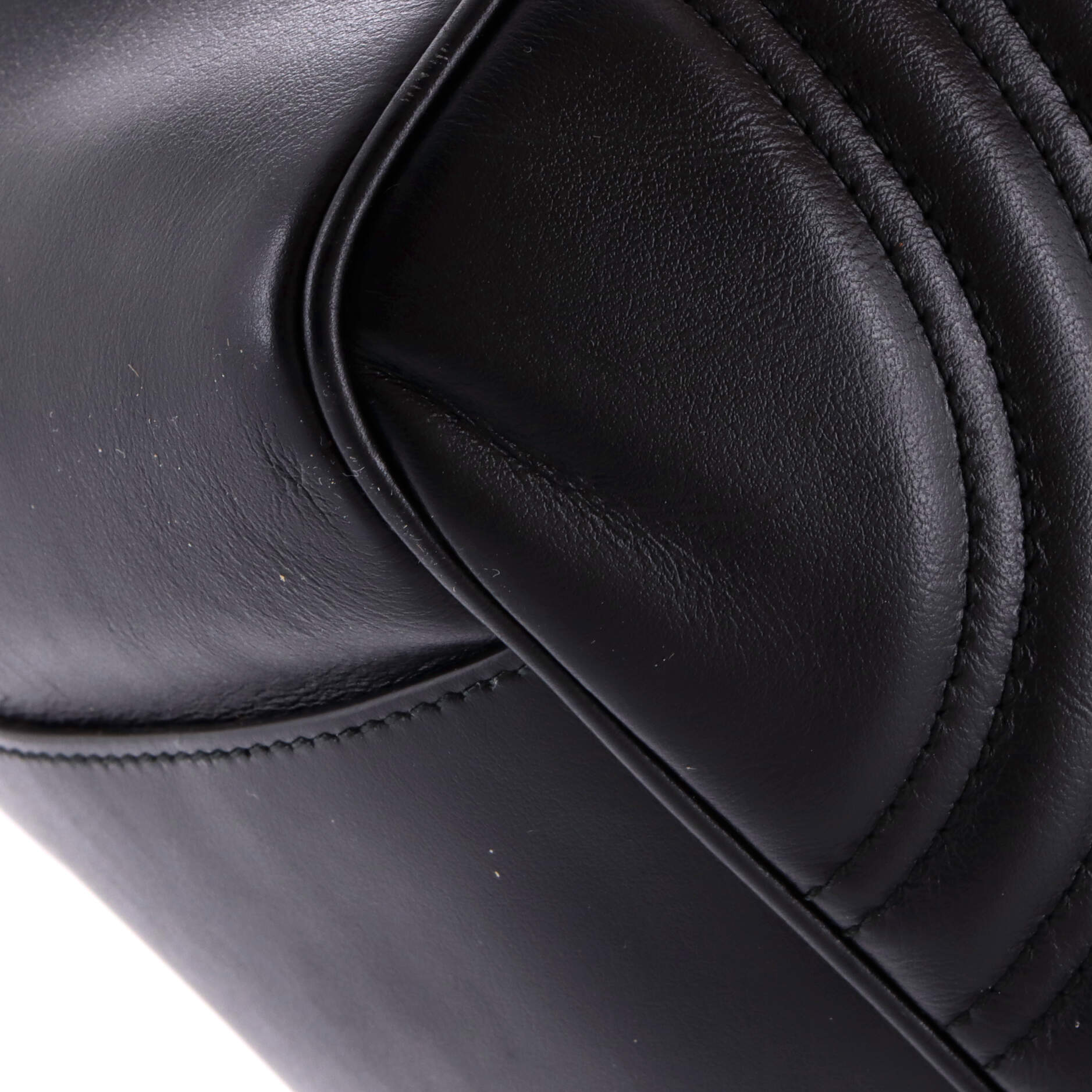 GG Marmont Flap Bag Matelasse Leather Large - Image 6