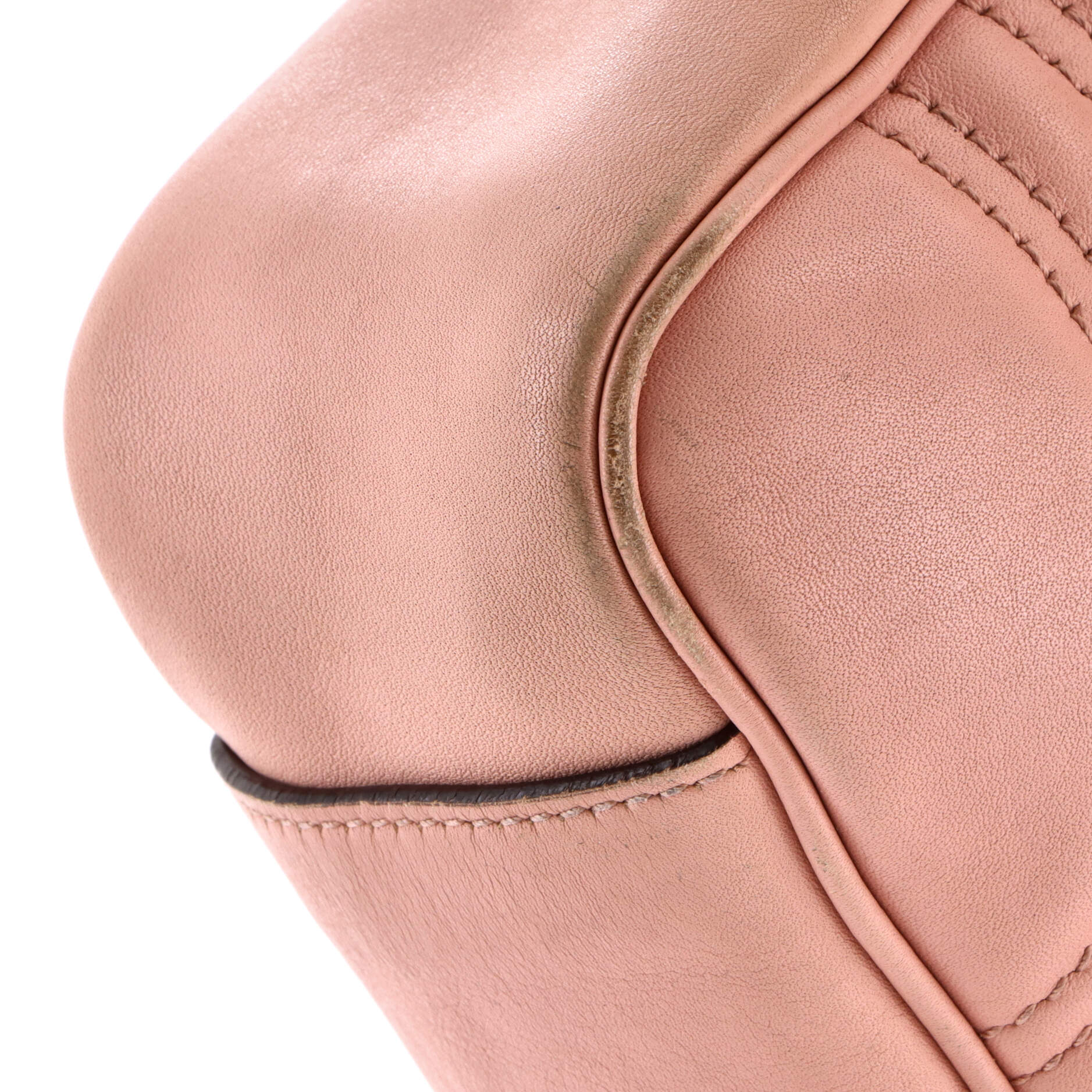 GG Marmont Flap Bag Matelasse Leather Medium - Image 6