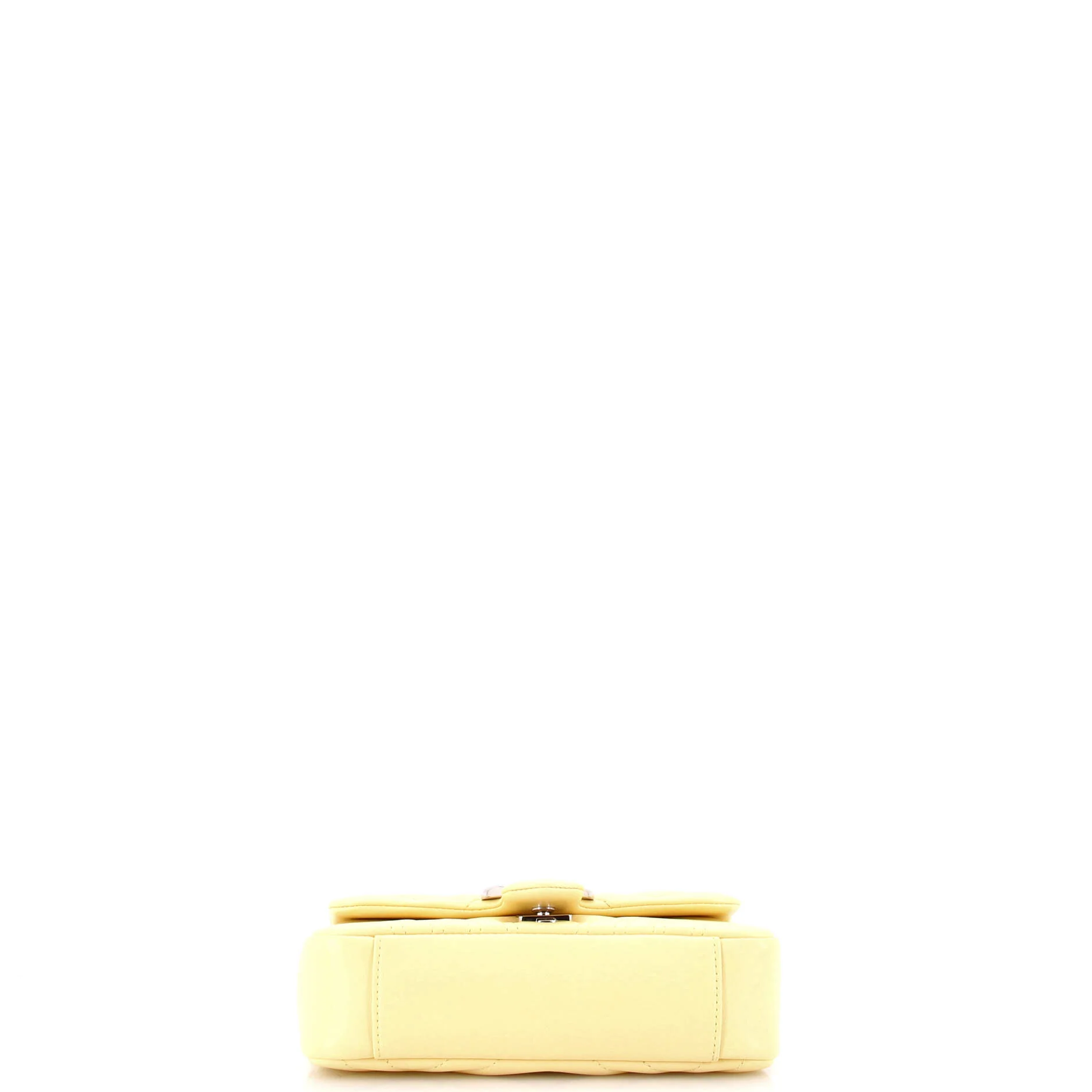 GG Marmont Flap Bag Matelasse Leather Small - Image 4