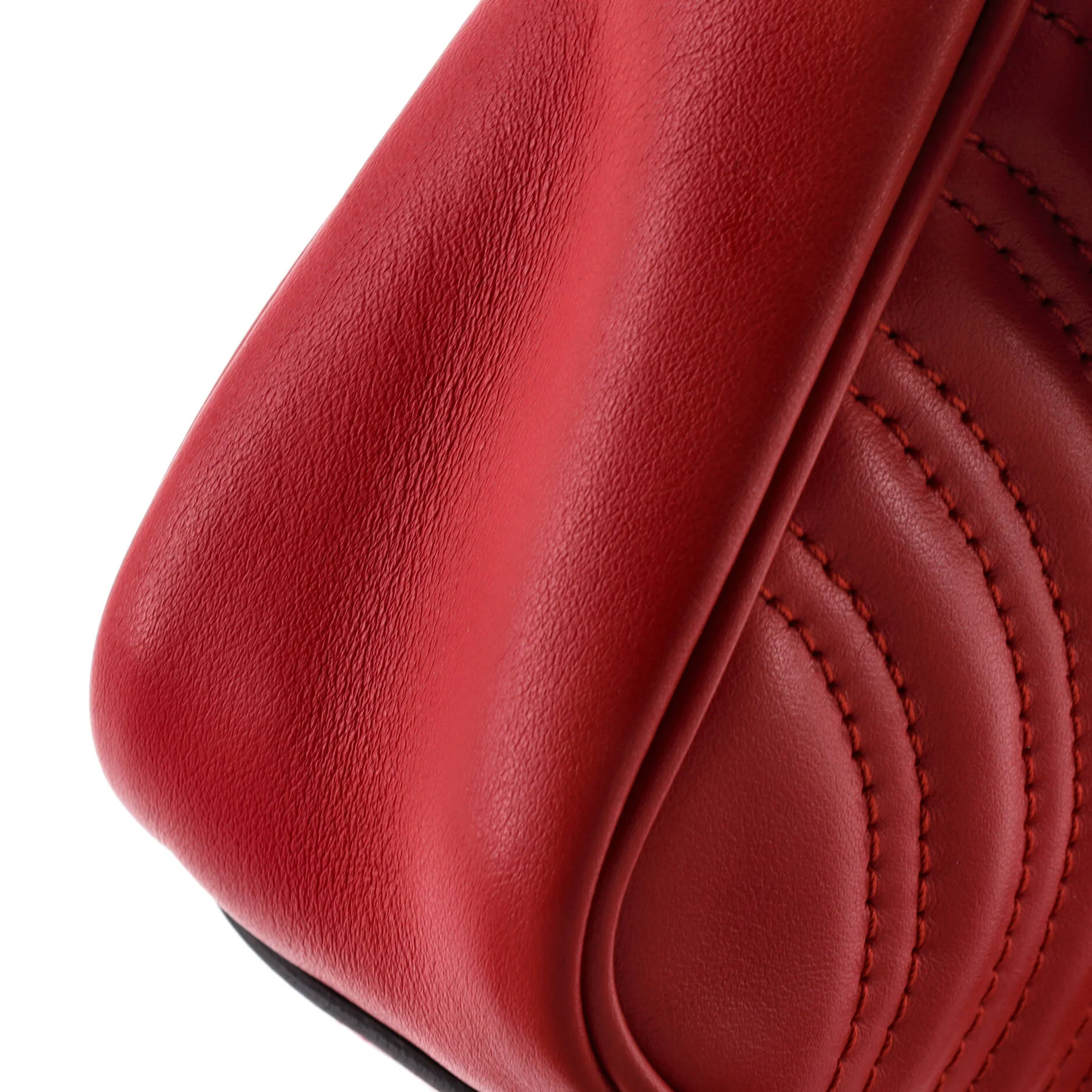GG Marmont Flap Bag Matelasse Leather Small - Image 6