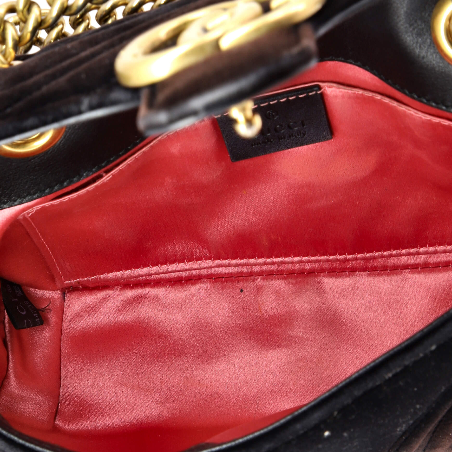 GG Marmont Flap Bag Matelasse Velvet Mini - Image 5