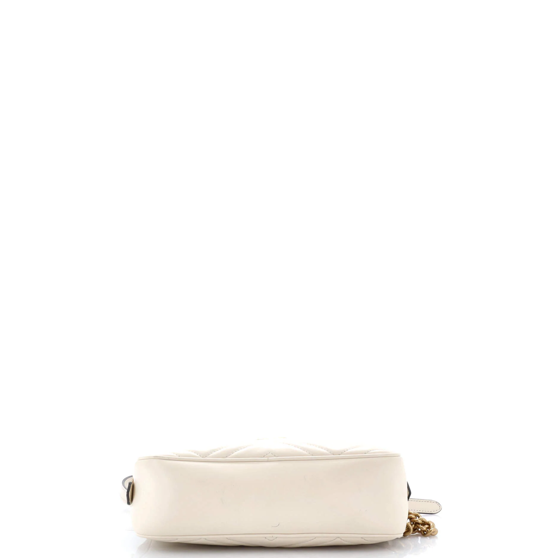 GG Marmont Monochrome Shoulder Bag Matelasse Leather Small - Image 4