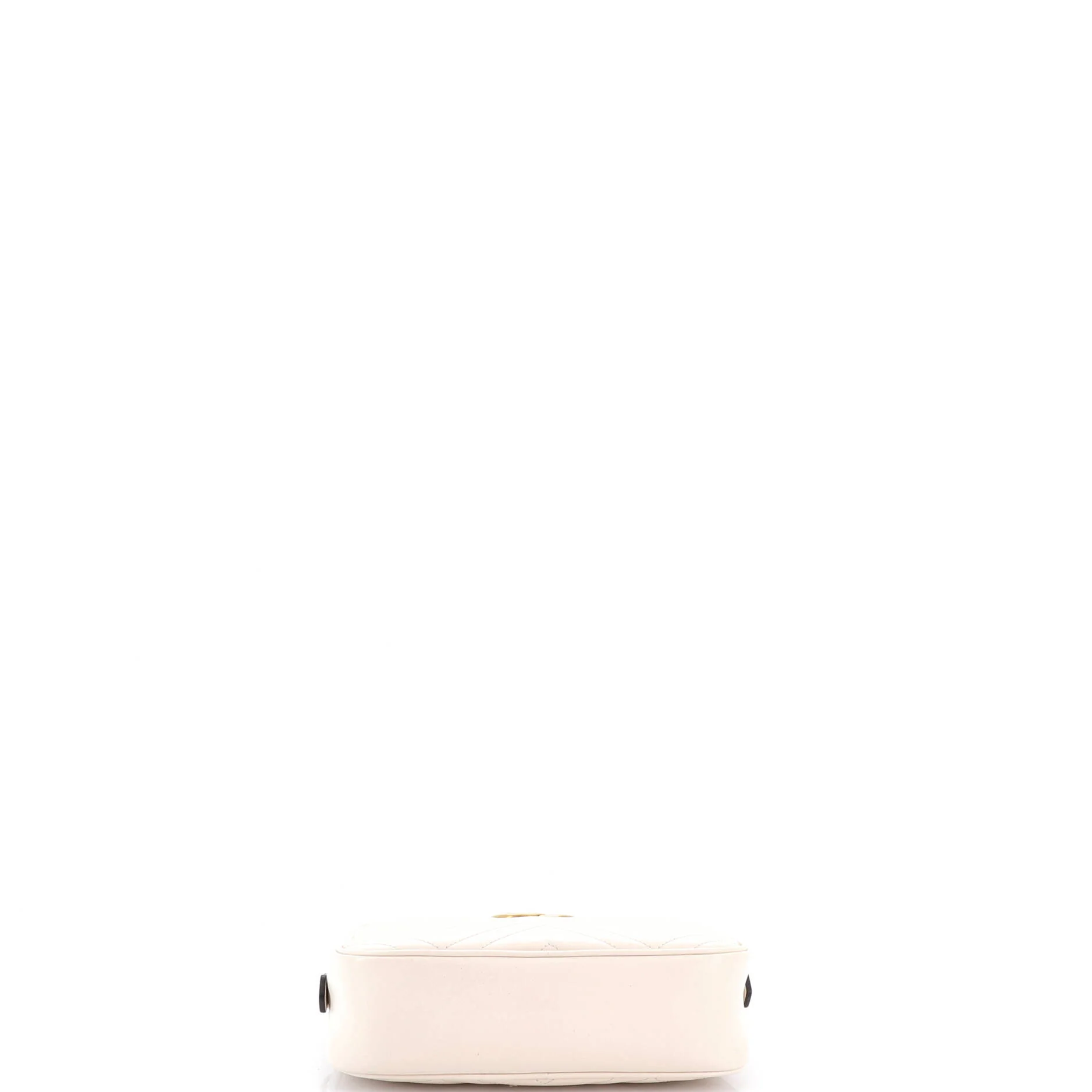 GG Marmont Shoulder Bag Matelasse Leather Small - Image 4