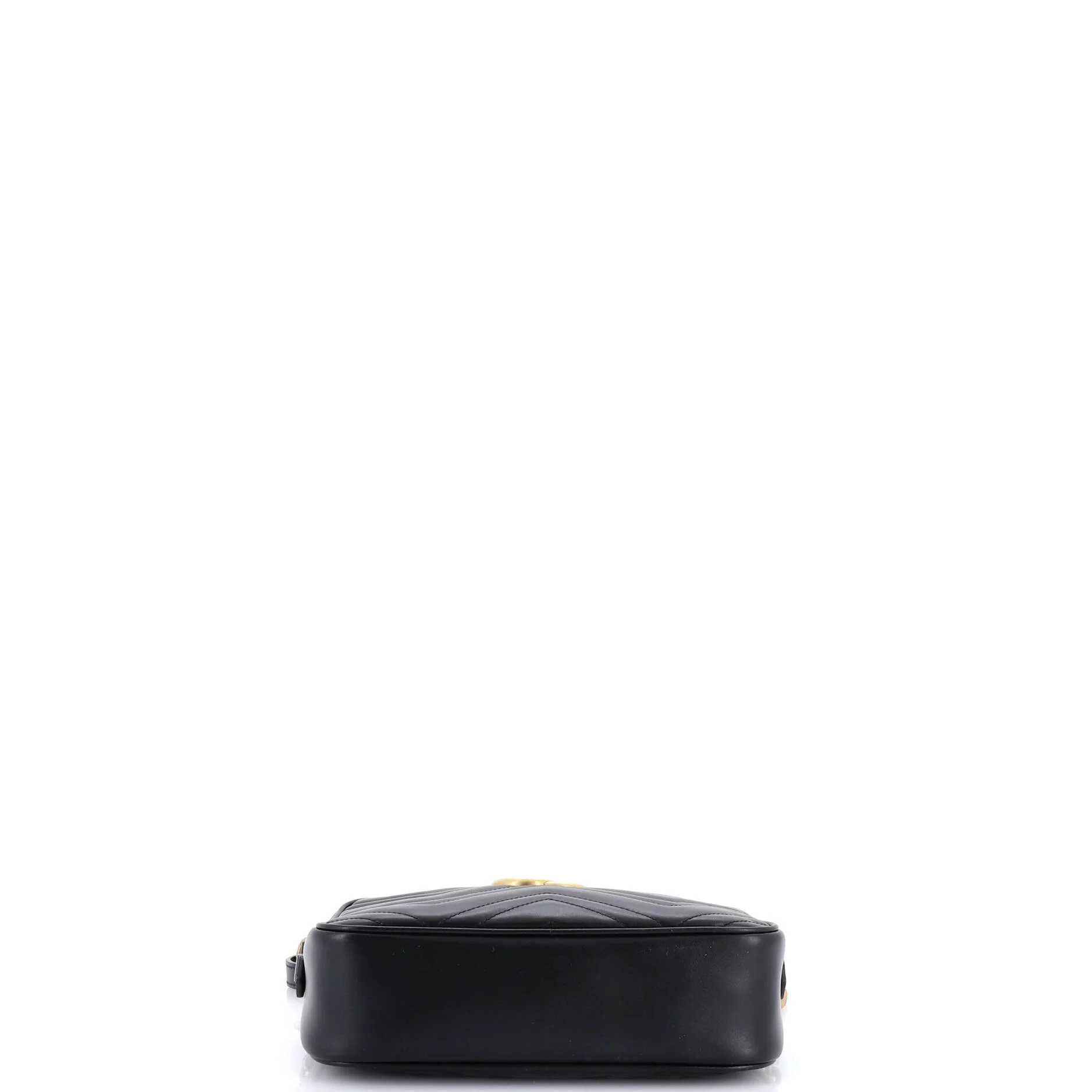 GG Marmont Shoulder Bag Matelasse Leather Small - Image 4