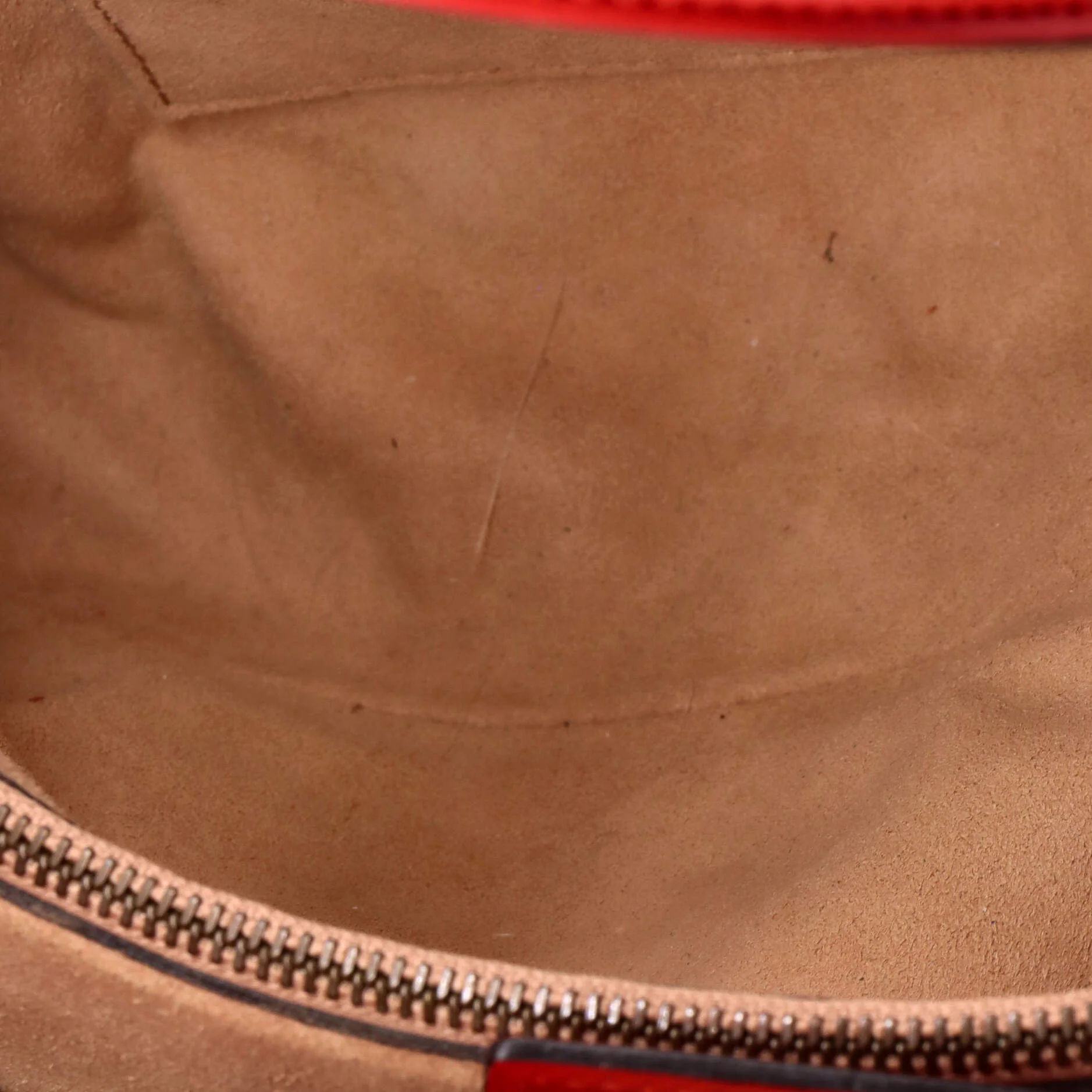 GG Marmont Tote Matelasse Leather Small - Image 5