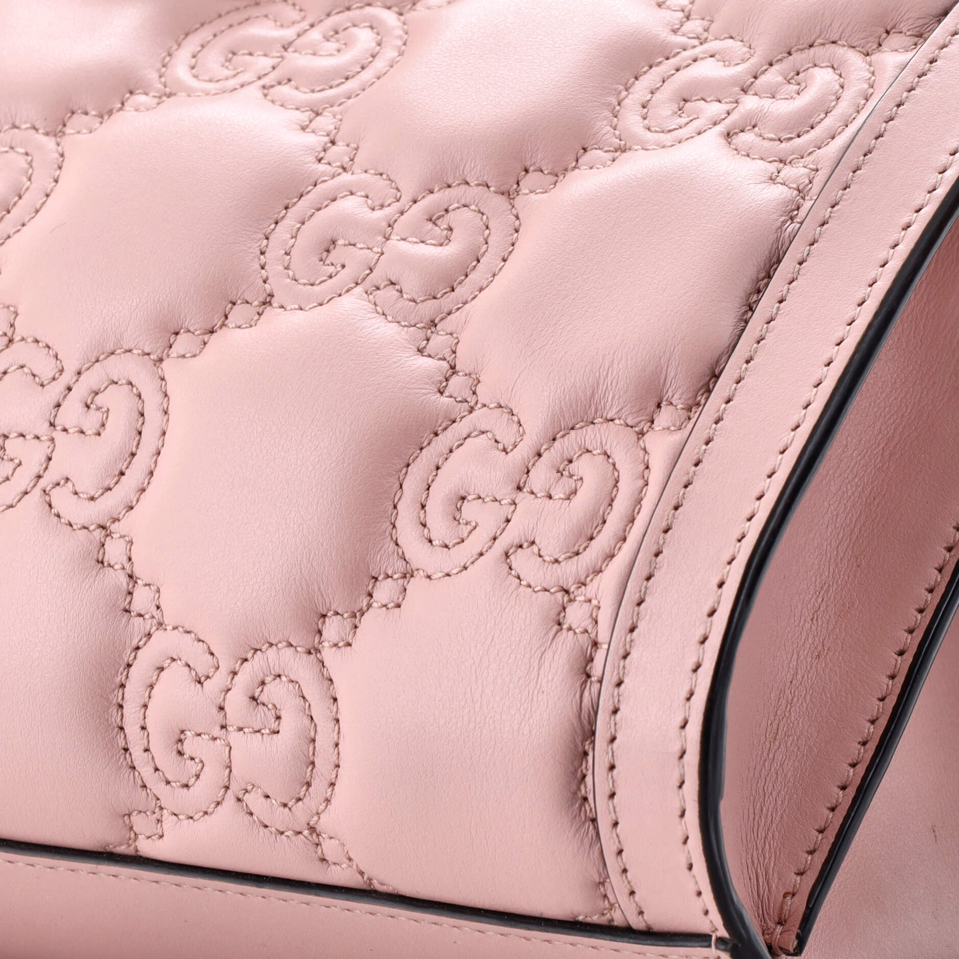 GG Shoulder Bag GG Matelasse Leather Small - Image 6