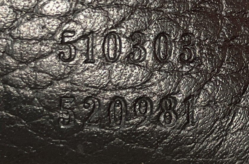 Interlocking Shoulder Bag Leather Medium - Image 7