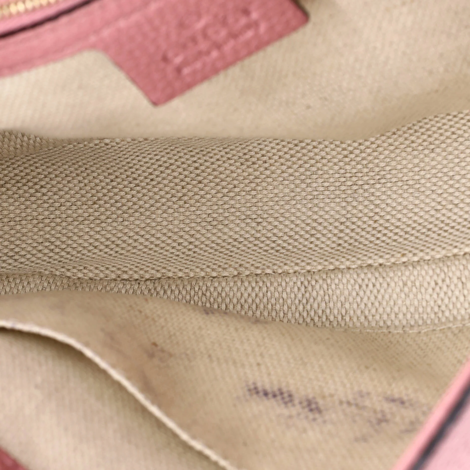 Soho Chain Crossbody Bag Leather Medium - Image 5