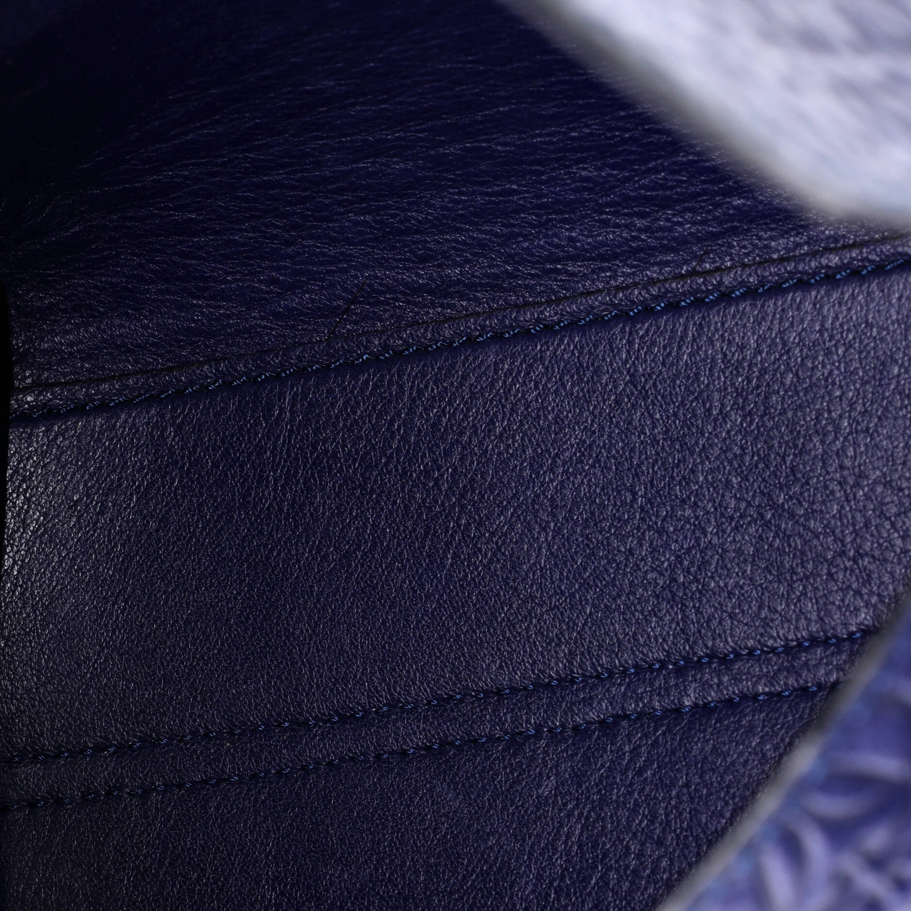 Avenue Crossbody Anagram Embossed Leather - Image 5