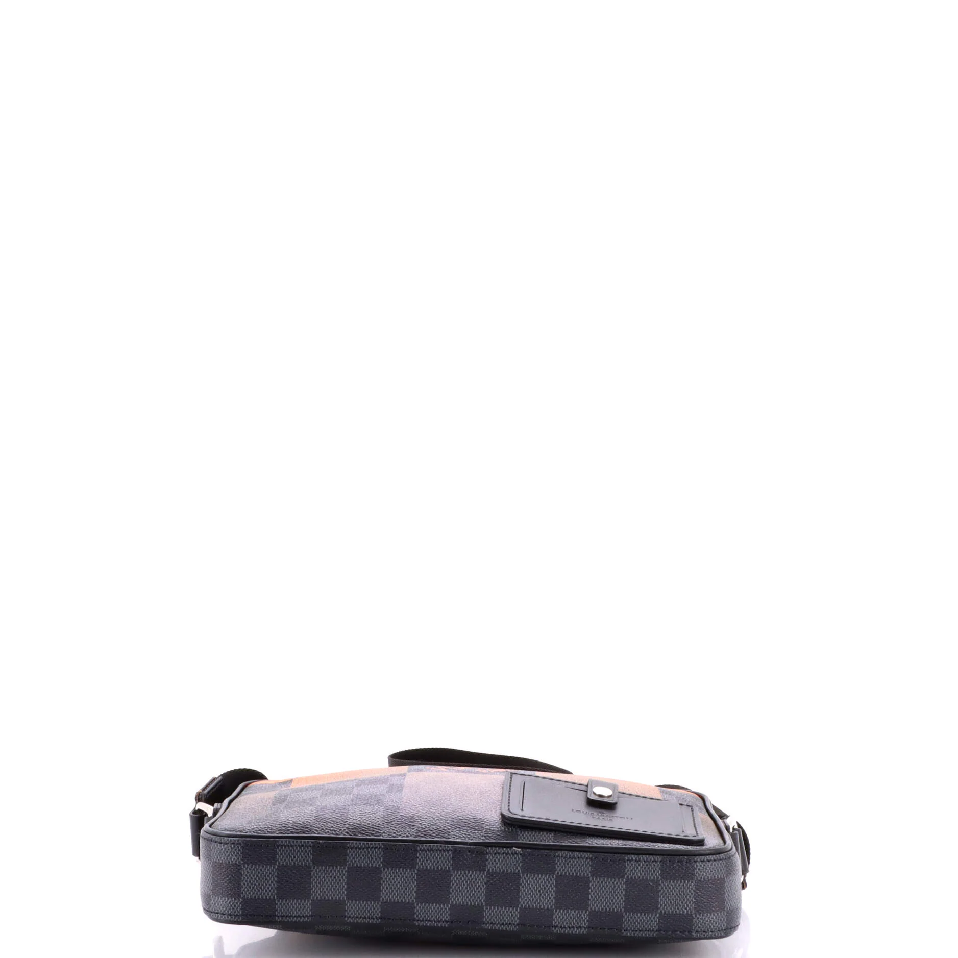 Alpha Messenger Bag Limited Edition Damier Graphite Giant - Image 4