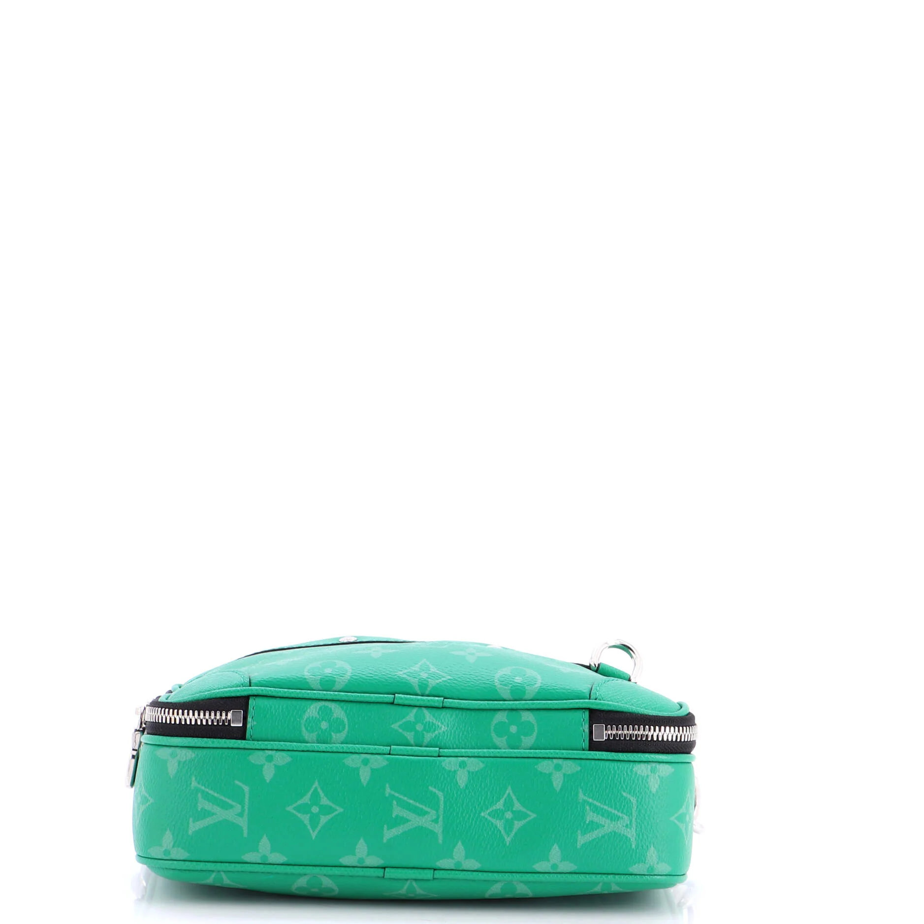 Alpha Messenger Bag Monogram Taigarama - Image 4