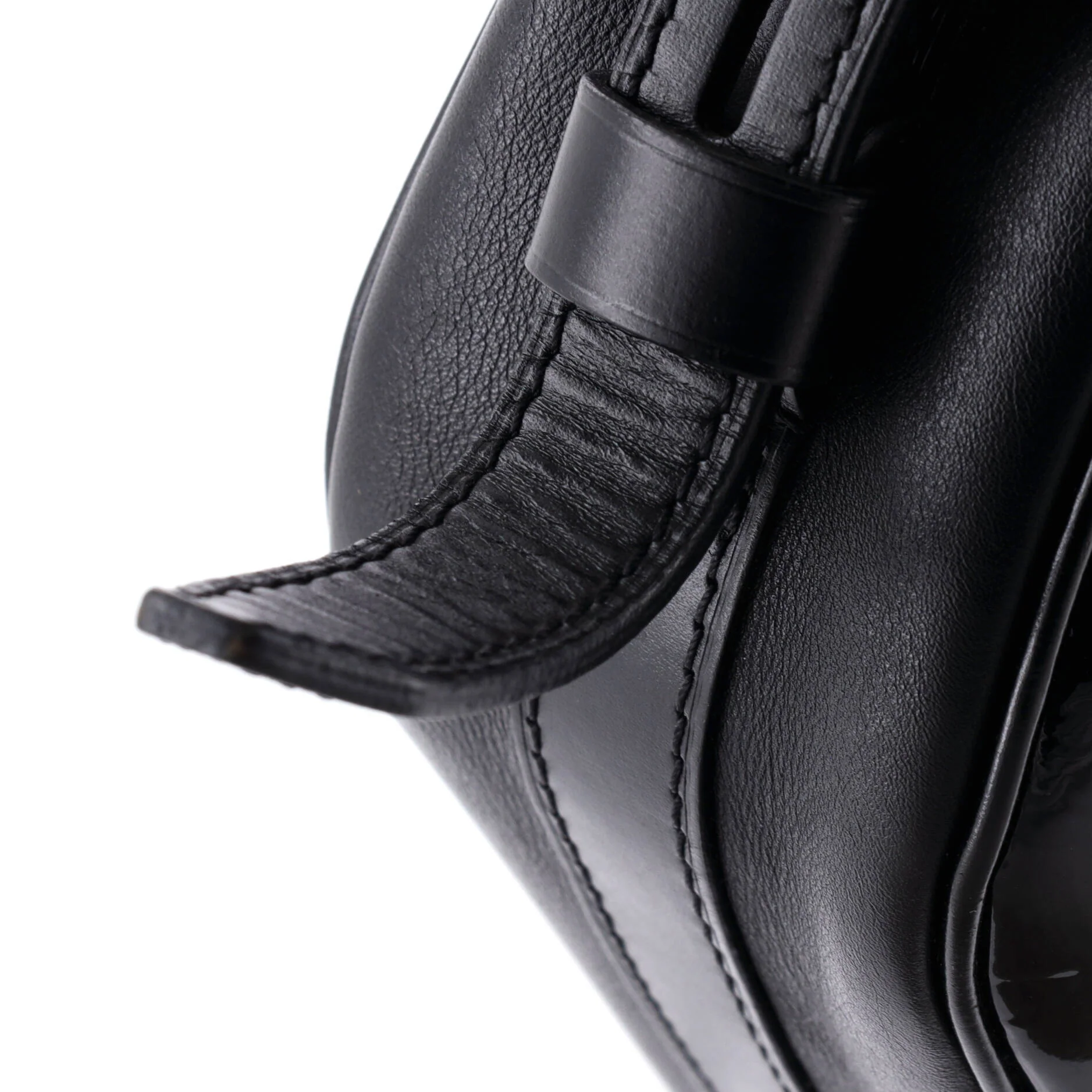 Boite Chapeau Souple Bag Monogram Vernis MM - Image 6