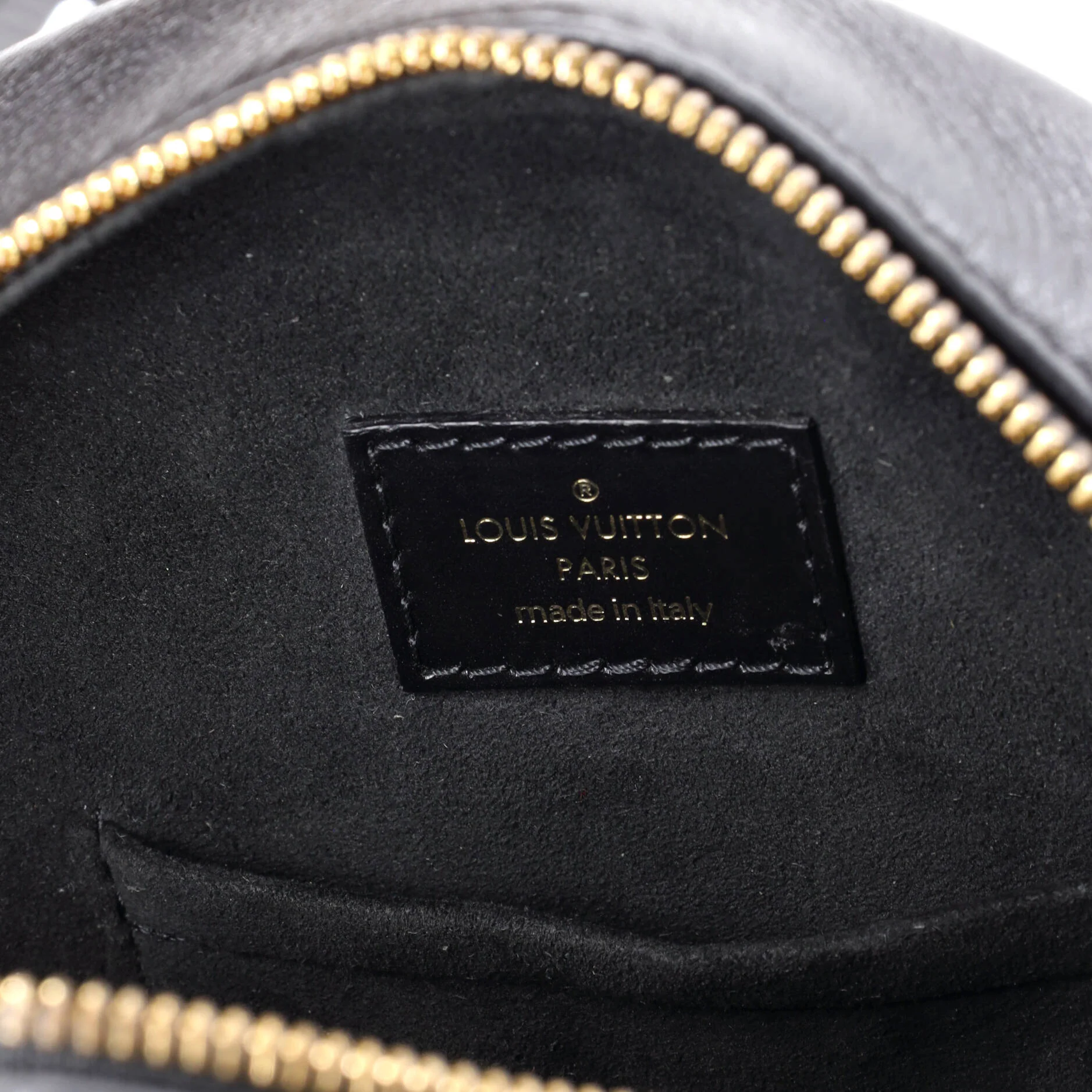 Boite Chapeau Souple Bag Monogram Vernis MM - Image 7