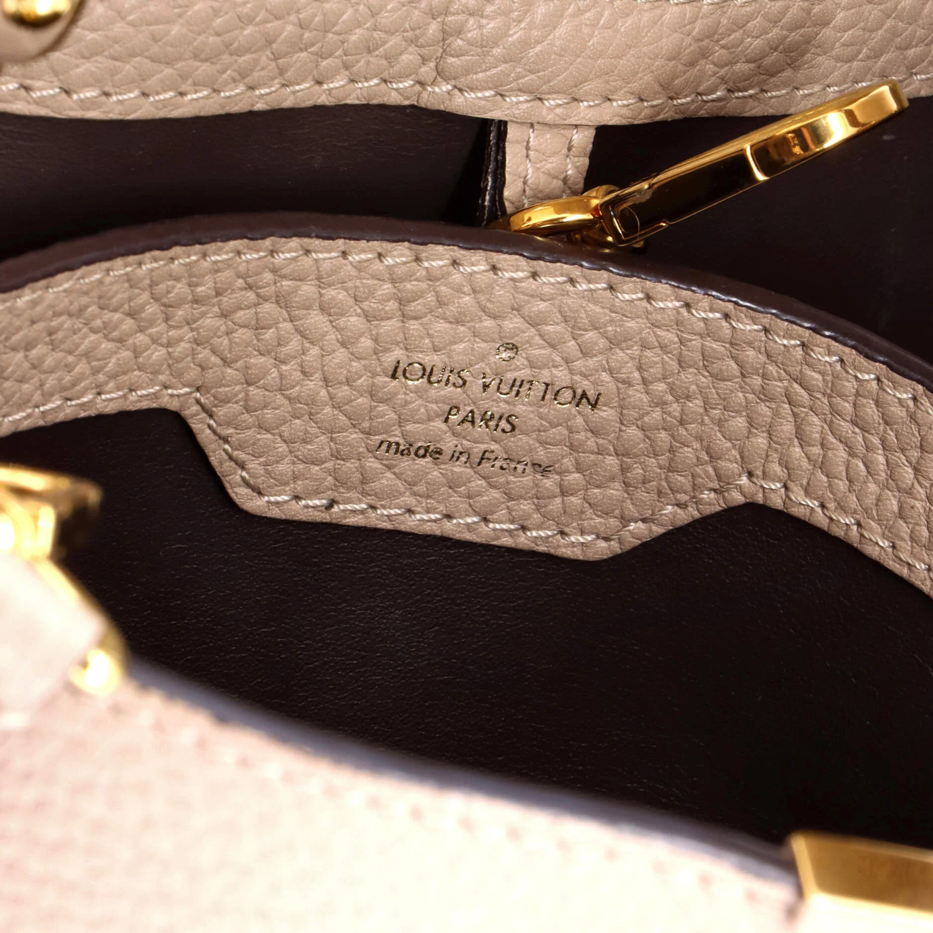 Capucines Bag Leather PM - Image 8